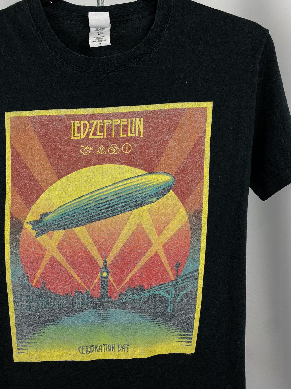 Band Tees Led Zeppelin vintage T-shirts band rock tee big logo size M Size US M / EU 48-50 / 2 - 3 Thumbnail