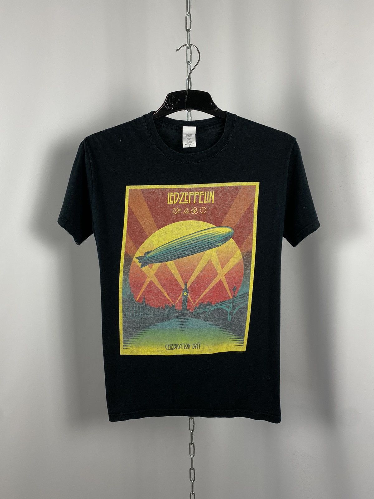 Band Tees Led Zeppelin vintage T-shirts band rock tee big logo size M Size US M / EU 48-50 / 2 - 1 Thumbnail