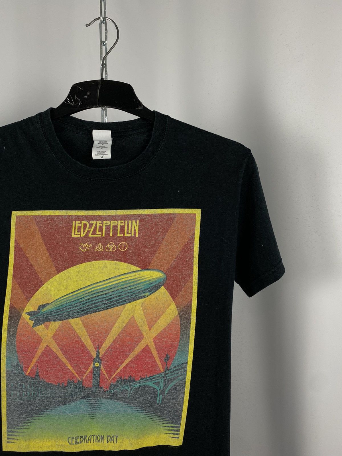 Band Tees Led Zeppelin vintage T-shirts band rock tee big logo size M Size US M / EU 48-50 / 2 - 2 Thumbnail