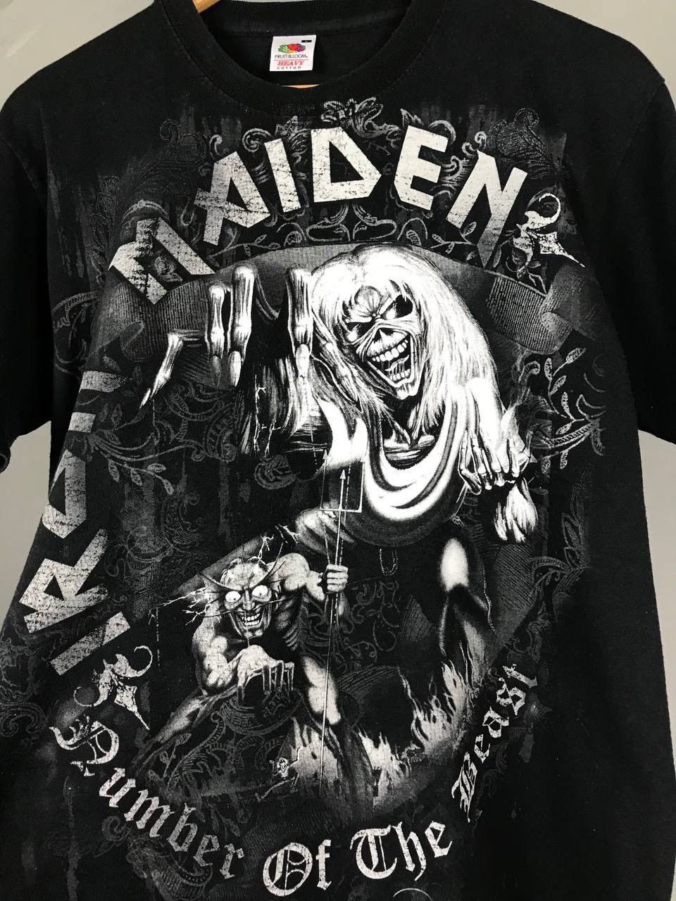 Iron Maiden Iron Maiden 2010 vintage rock band tee Size US L / EU 52-54 / 3 - 5 Thumbnail