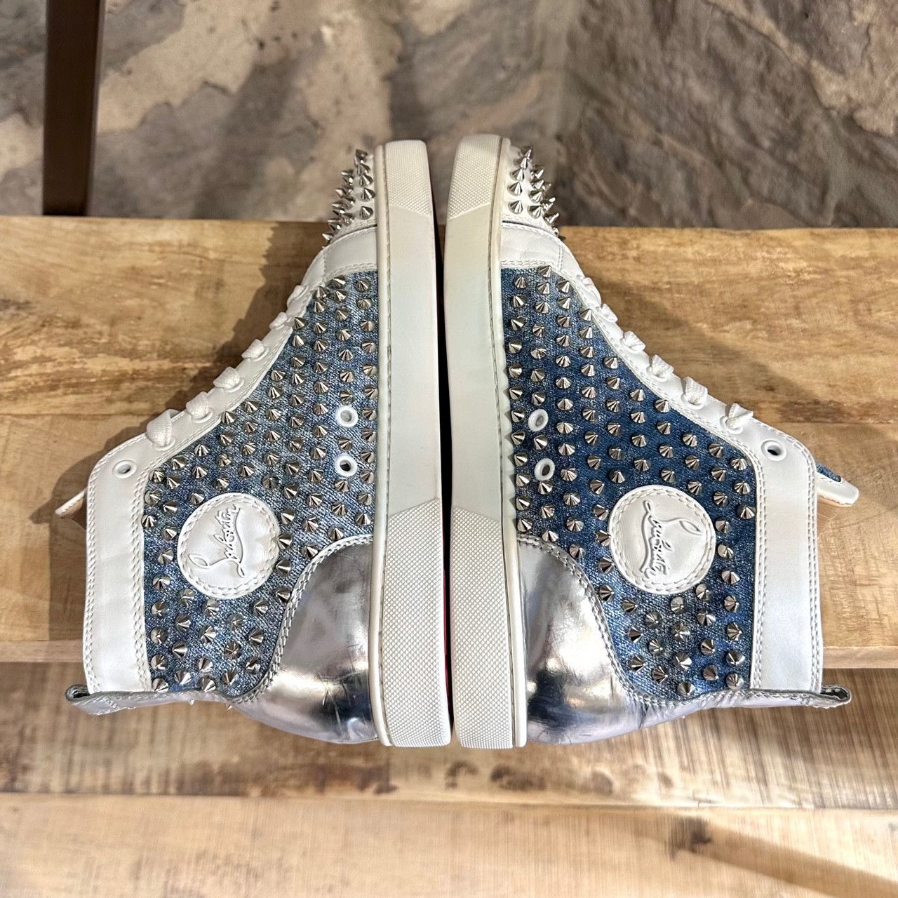 Christian Louboutin Christian Louboutin Washed Blue Denim Louis Spikes Sneakers Size US 8 / EU 41 - 7 Thumbnail