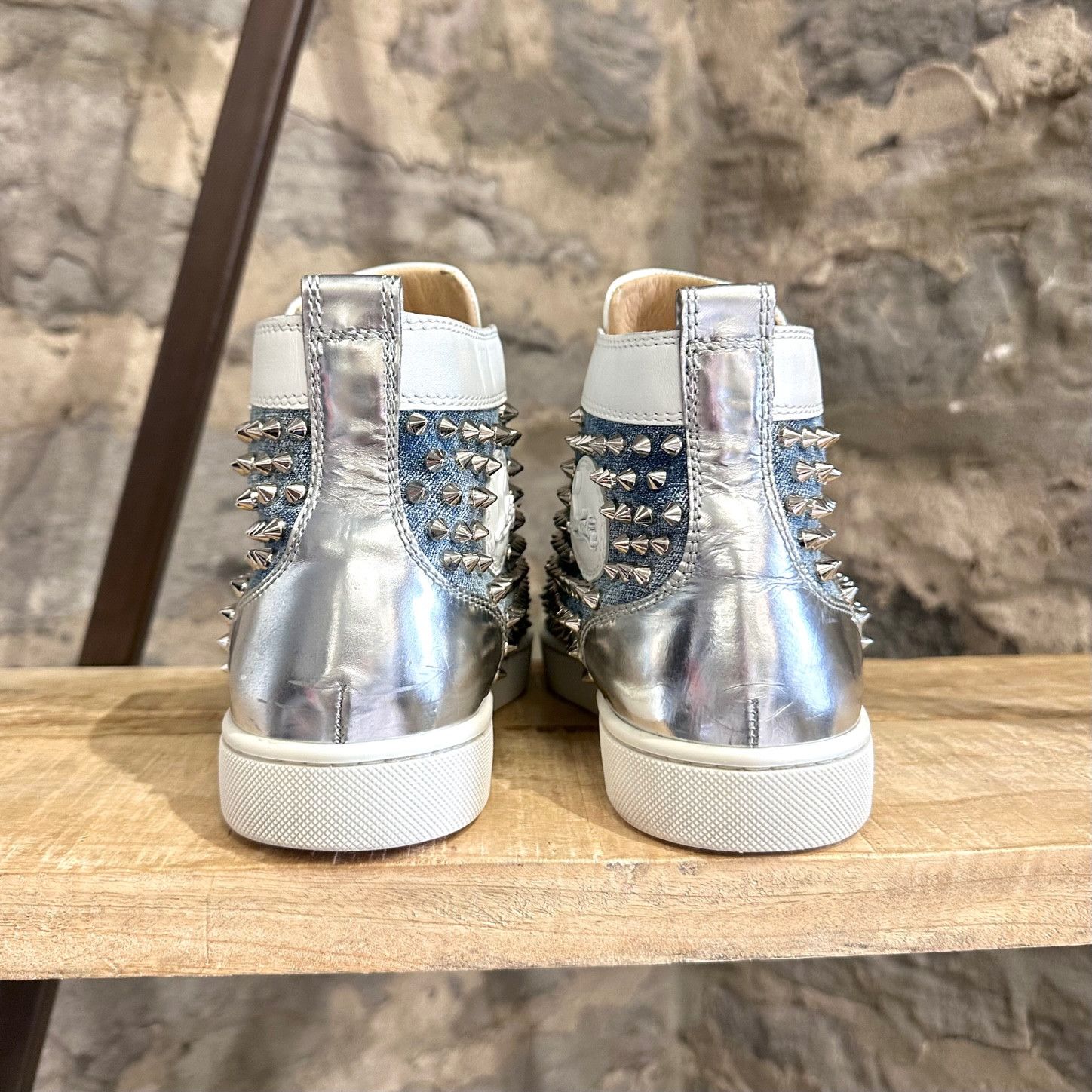 Christian Louboutin Christian Louboutin Washed Blue Denim Louis Spikes Sneakers Size US 8 / EU 41 - 4 Thumbnail