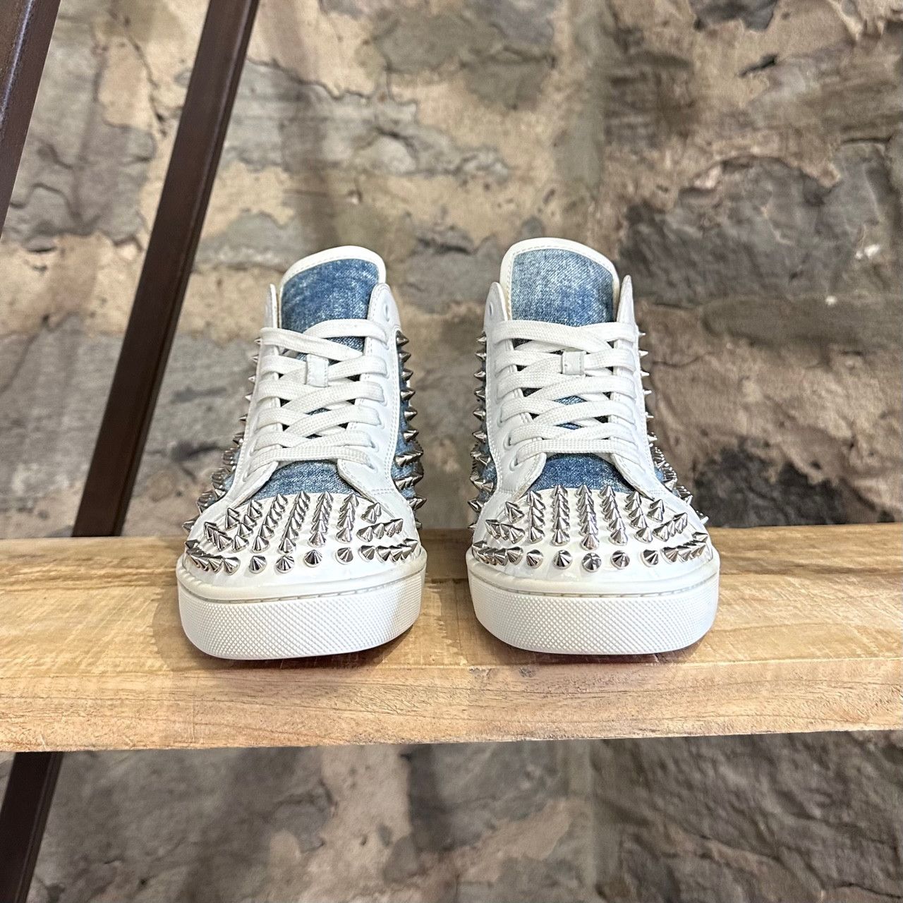 Christian Louboutin Christian Louboutin Washed Blue Denim Louis Spikes Sneakers Size US 8 / EU 41 - 3 Thumbnail