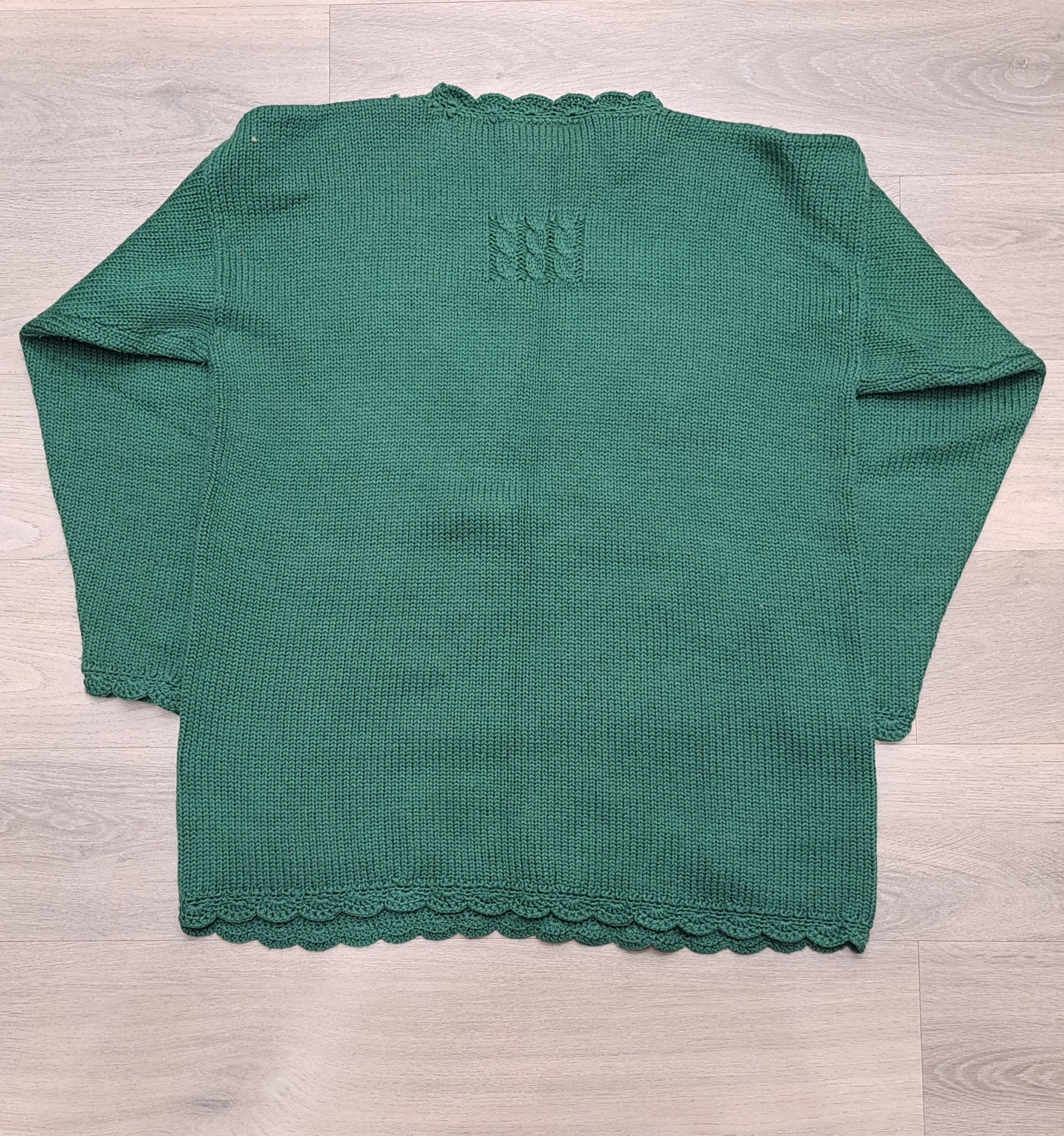 Vintage Grean vintage wool sweater L size, green, flowers, RARE Size L / US 10 / IT 46 - 2 Thumbnail