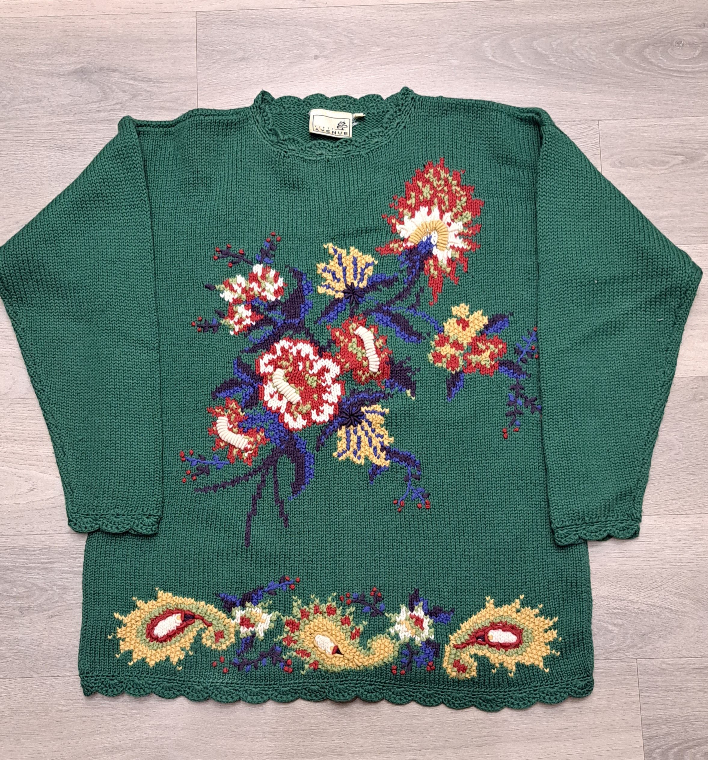 Vintage Grean vintage wool sweater L size, green, flowers, RARE Size L / US 10 / IT 46 - 1 Thumbnail