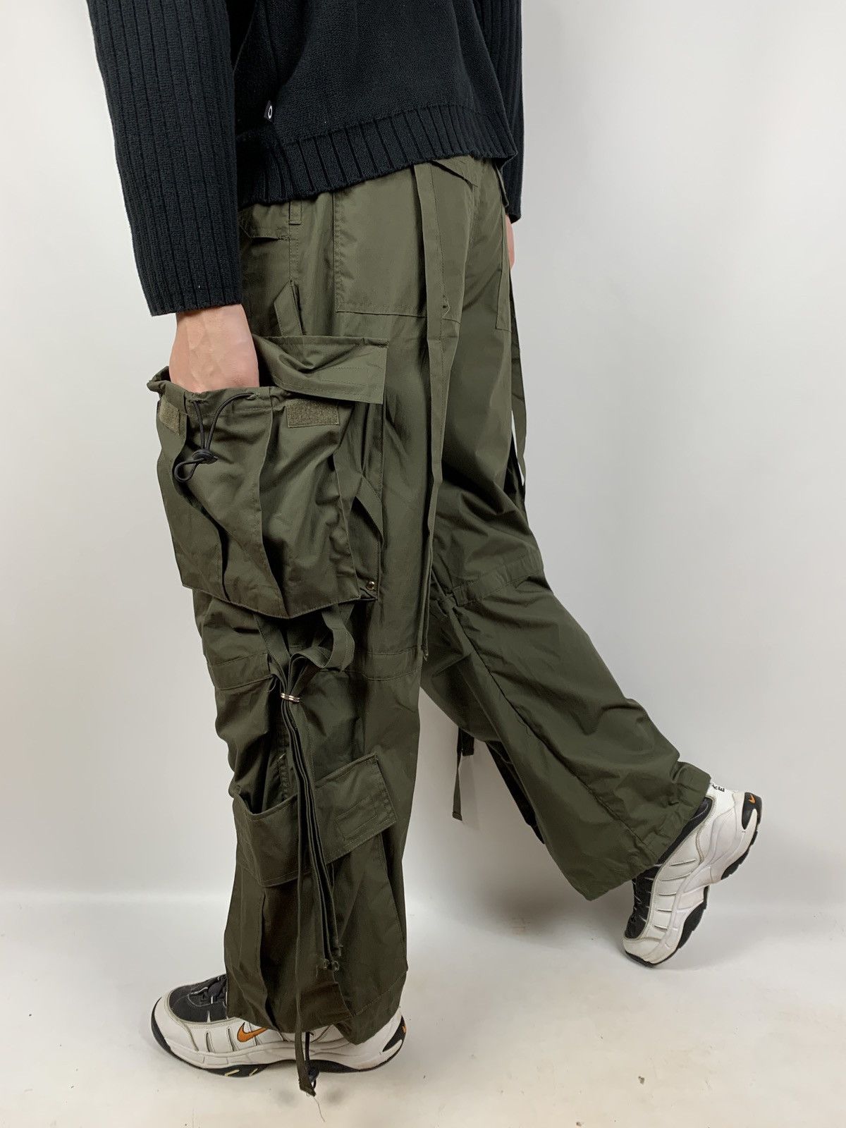 Japanese Brand Vintage Bondage Khaki Cargo Pants Size US 32 / EU 48 - 4 Thumbnail
