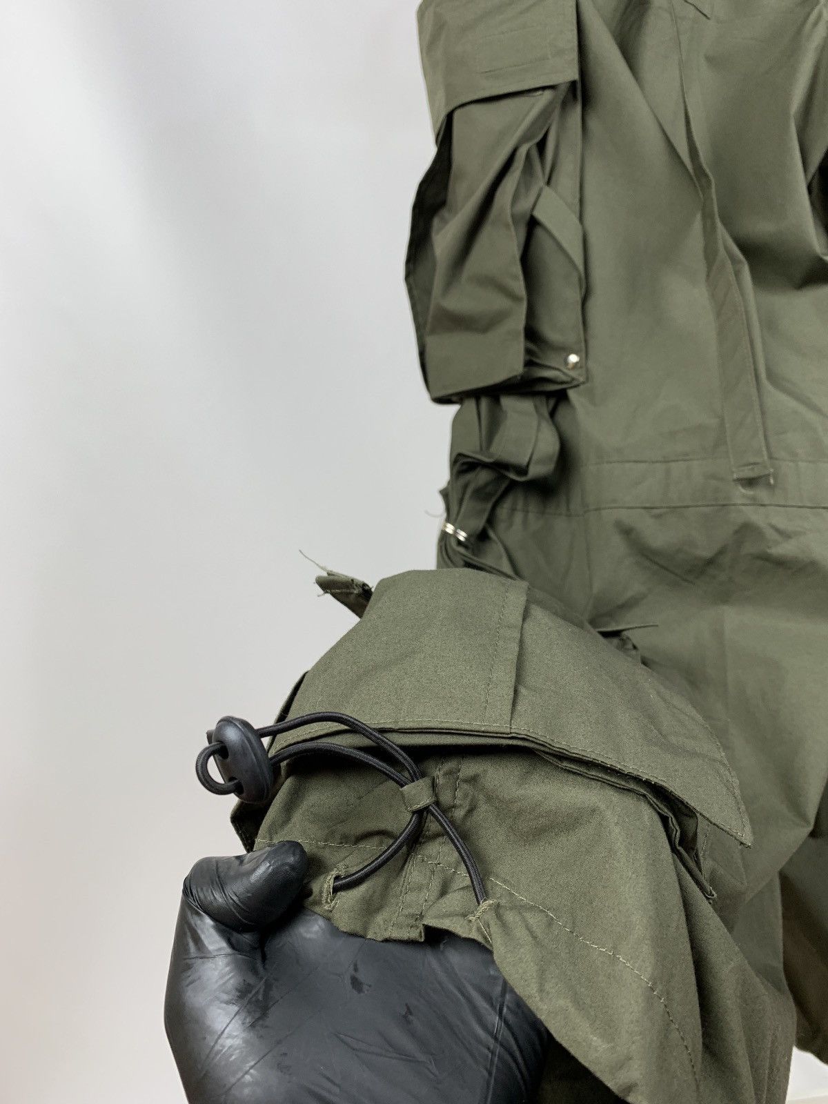 Japanese Brand Vintage Bondage Khaki Cargo Pants Size US 32 / EU 48 - 23 Thumbnail