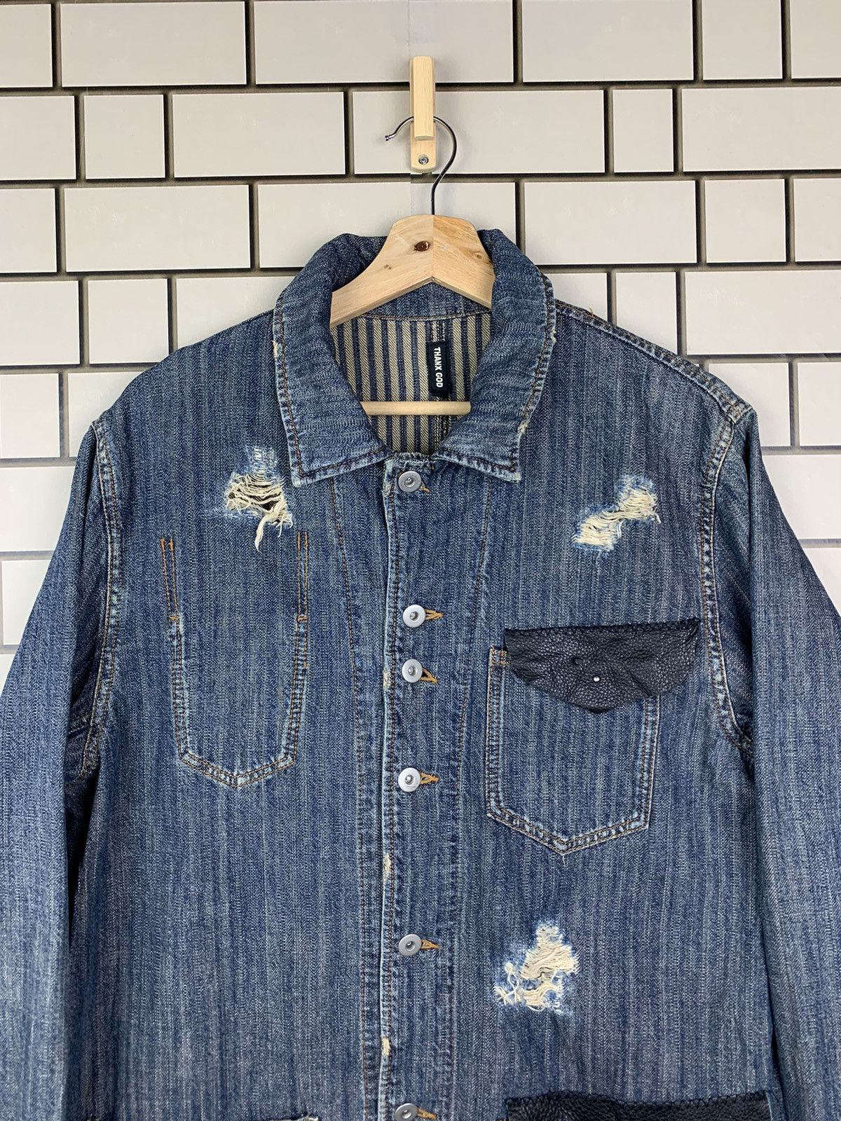 If Six Was Nine × Japanese Brand × Vintage Vintage Japanese Brand Thanx God Distressed Denim Jacket Size US L / EU 52-54 / 3 - 3 Thumbnail