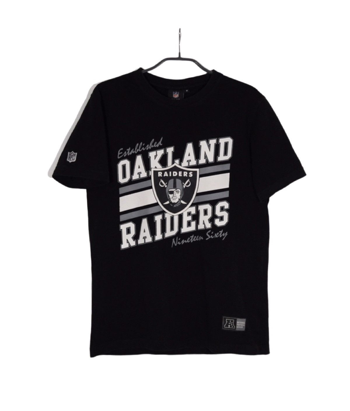 NFL Oakland Raiders Mens NFL T-Shirt Black Size M Size US M / EU 48-50 / 2 - 1 Thumbnail