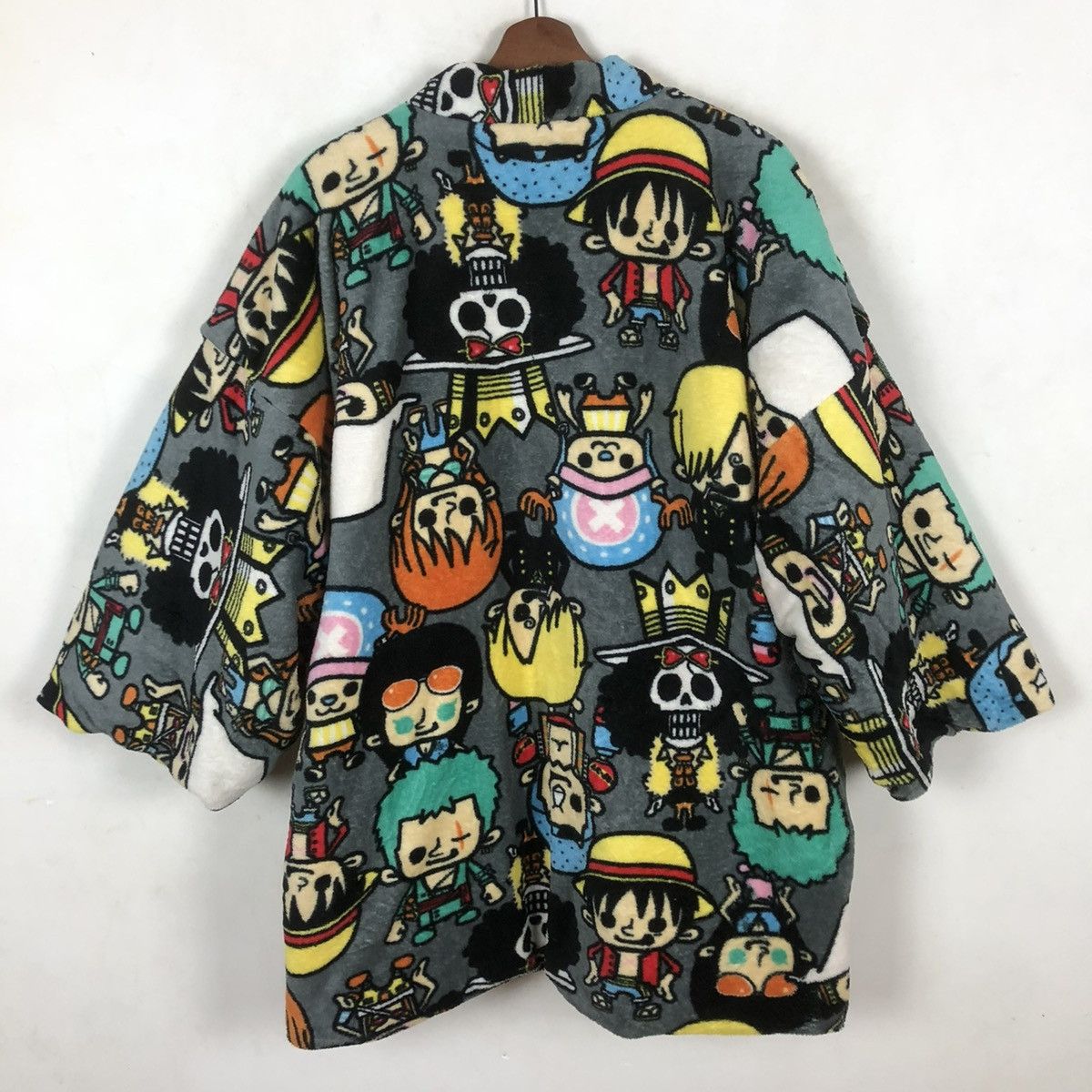 One Piece 🔥ICONIC CAPTAIN MONKEY D LUFFY ONE PIECE YUKATA KIMONO Size US L / EU 52-54 / 3 - 4 Thumbnail