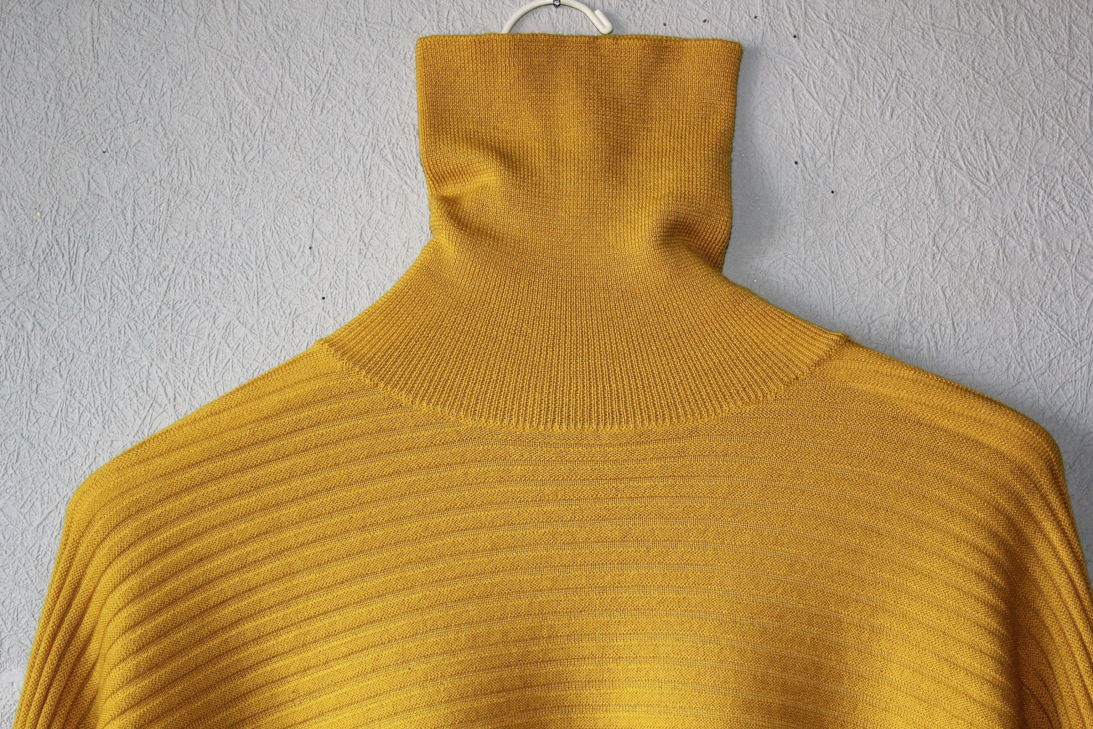 Jean Paul Gaultier Virgin Wool Mustard Wide Drop Shoulders Sweater Size L / US 10 / IT 46 - 8 Thumbnail