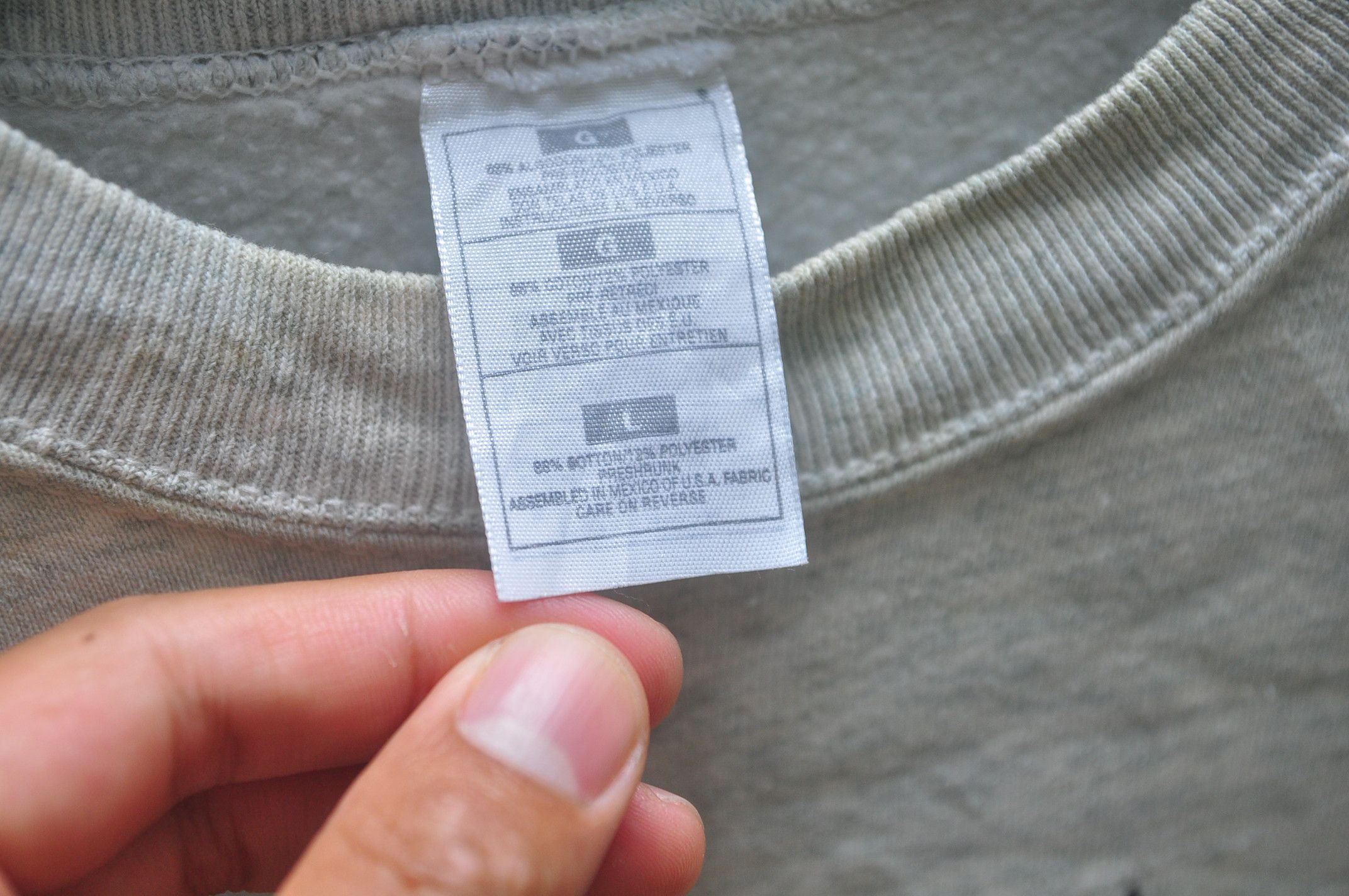 Designer × Japanese Brand × Vintage Vintage Utah Long Sleeve Grey Colour Sweatshirt Size US L / EU 52-54 / 3 - 4 Thumbnail