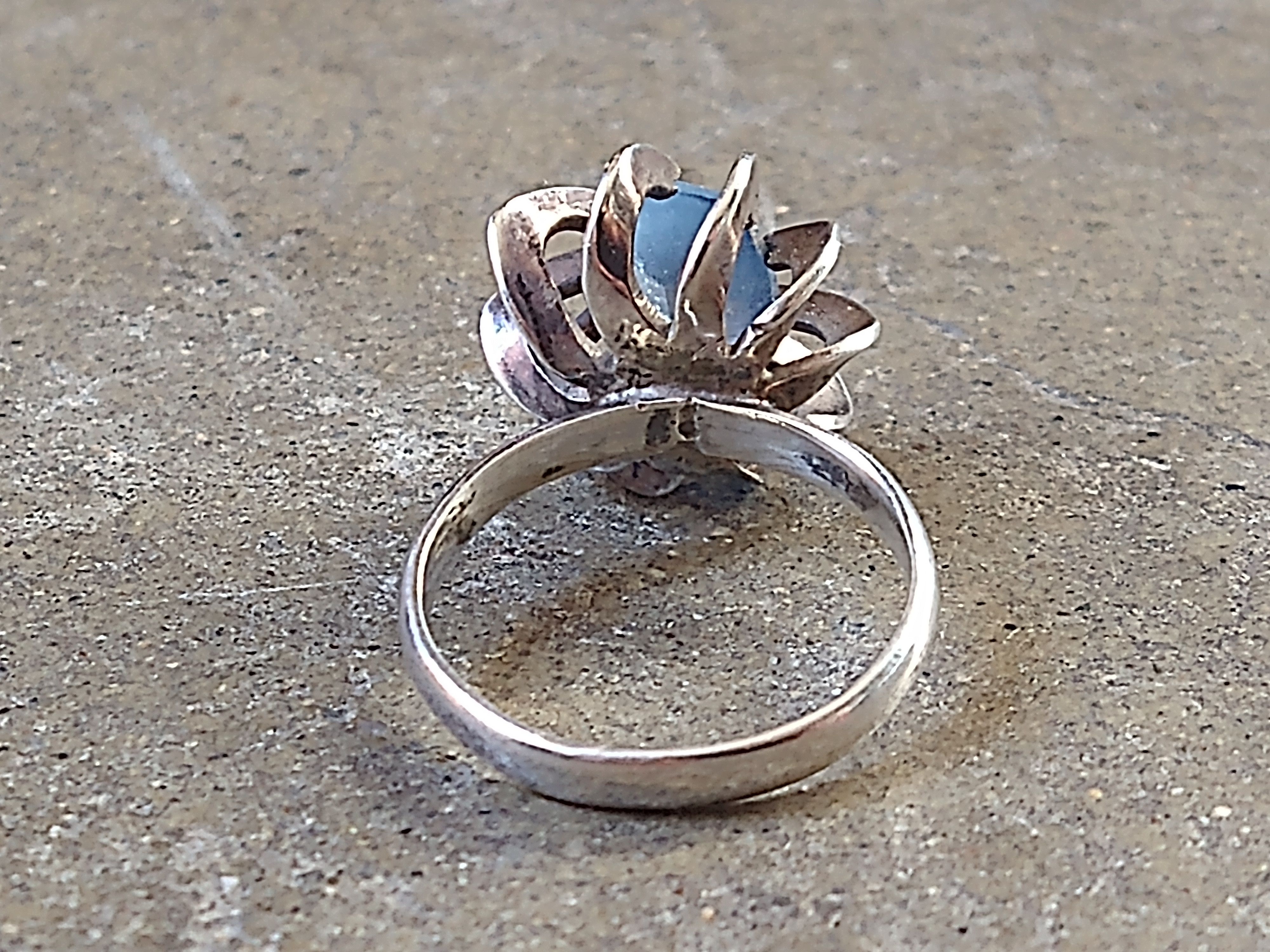 Jewelry × Sterling Silver × Vintage Vintage Sterling Silver Ring Size 7.5 Blue CZ Modern 3.9g Size ONE SIZE - 9 Thumbnail