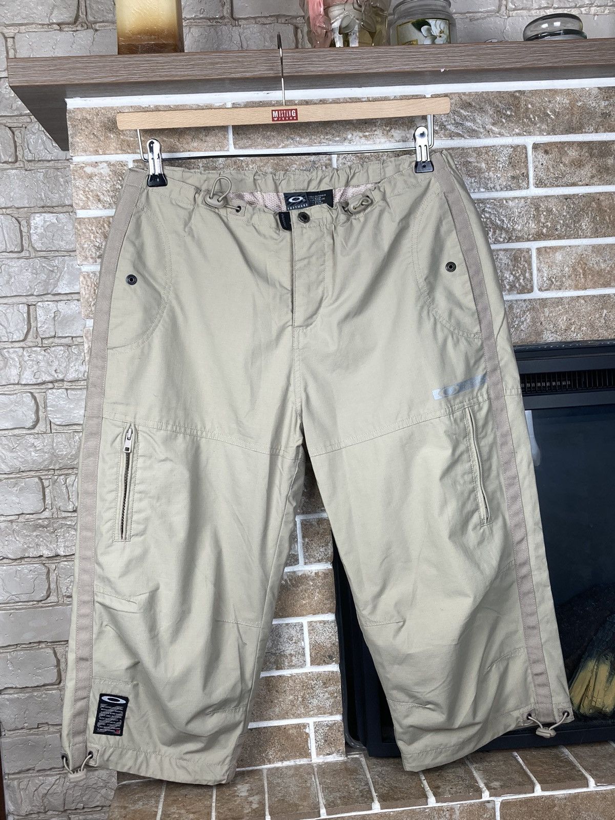 Oakley Vintage Oakley multi pocket nylon cargo shorts Size US 32 / EU 48 - 7 Thumbnail