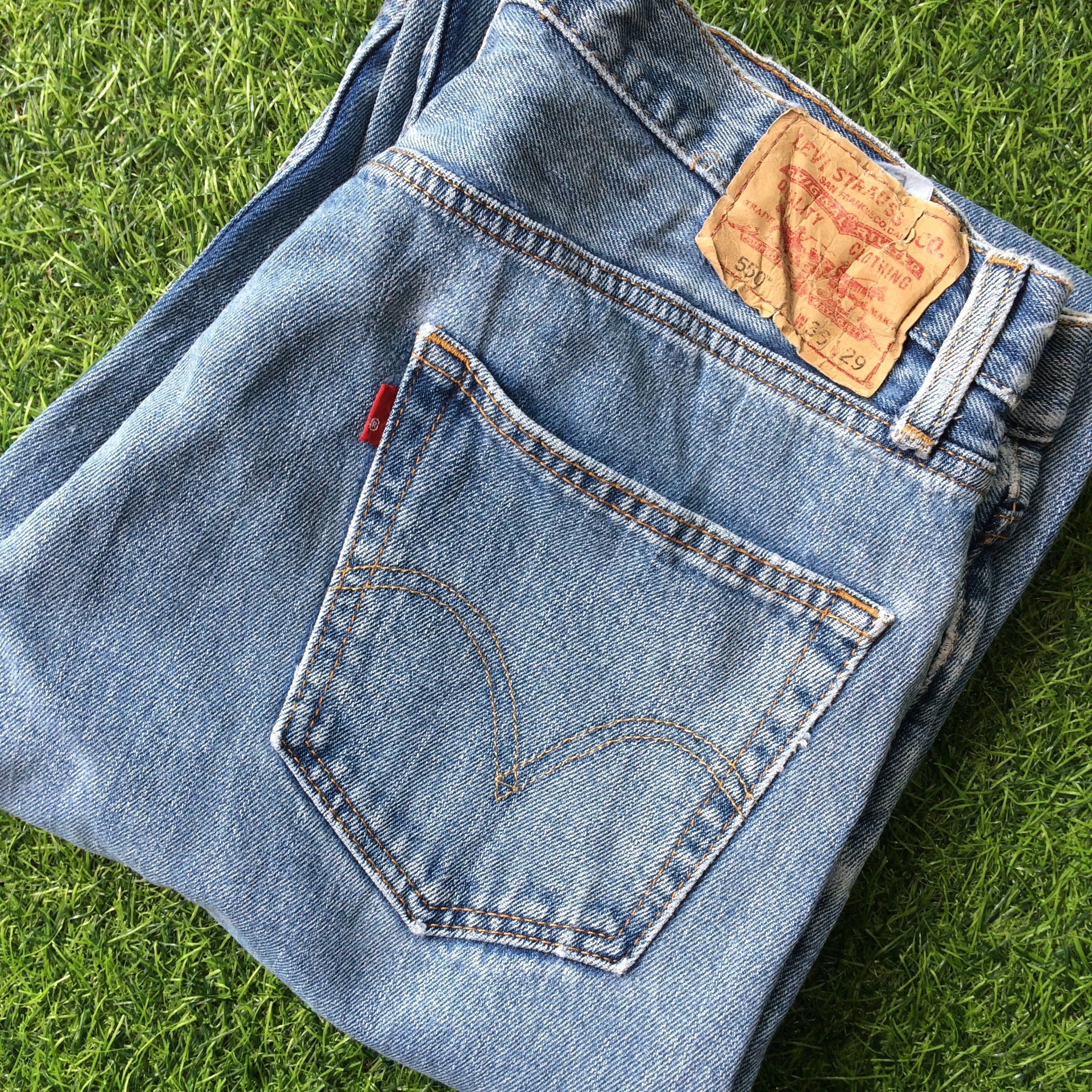Levi's Vintage Distressed Levis 550 Jeans #B-762 Size US 35 - 8 Thumbnail