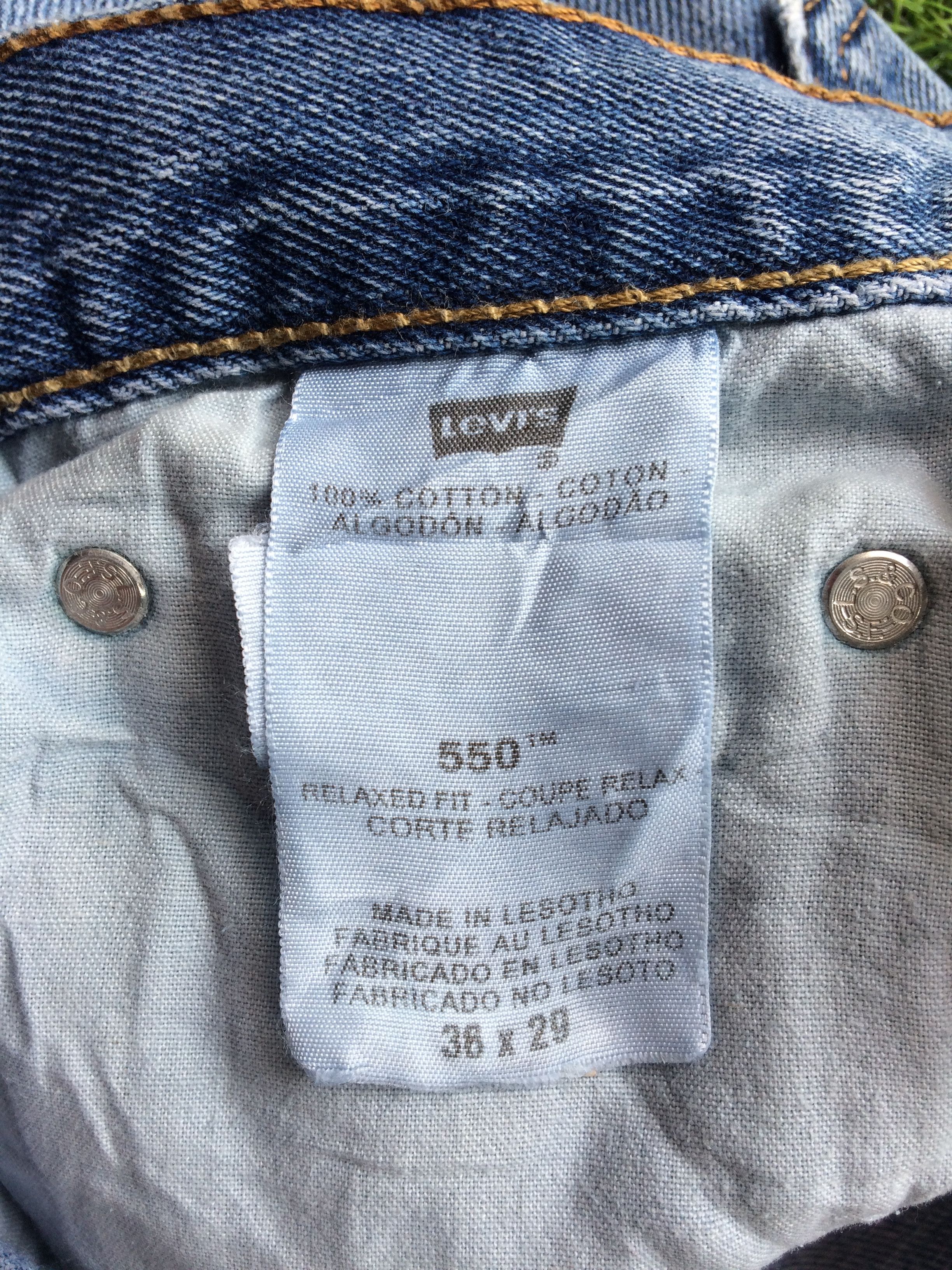 Levi's Vintage Distressed Levis 550 Jeans #B-762 Size US 35 - 12 Thumbnail
