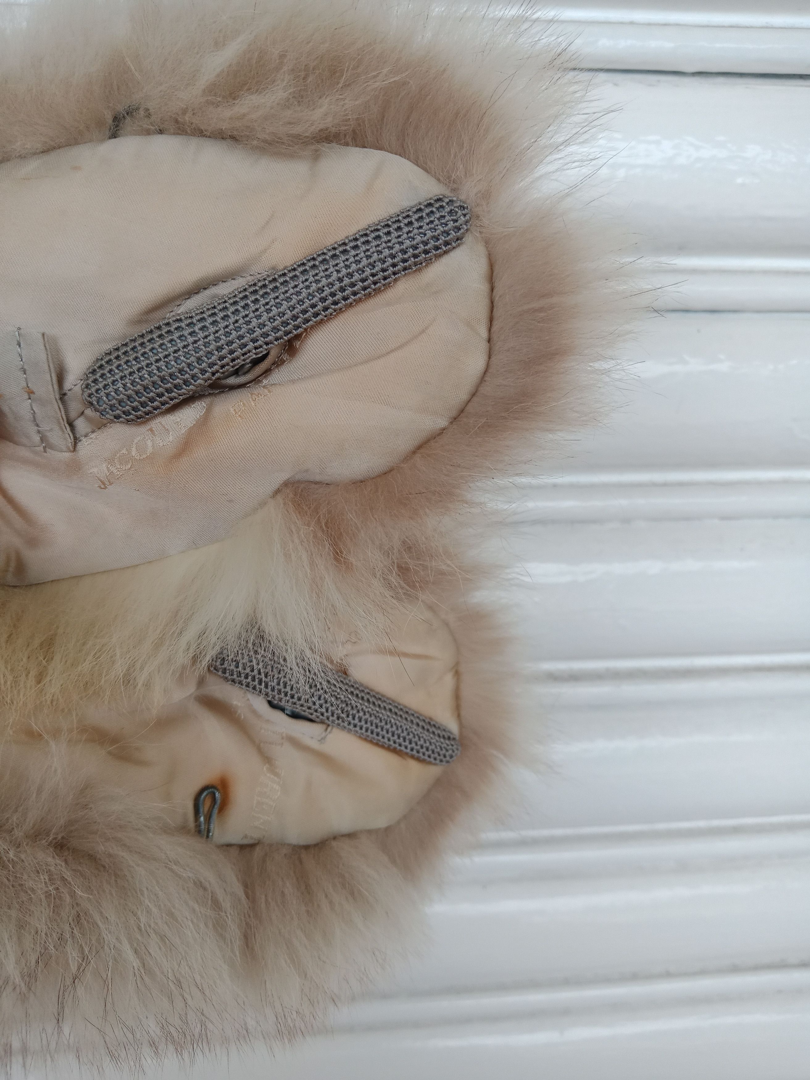 Jacques Saint Laurent Jacques Saint Laurent Fur Size ONE SIZE - 8 Thumbnail