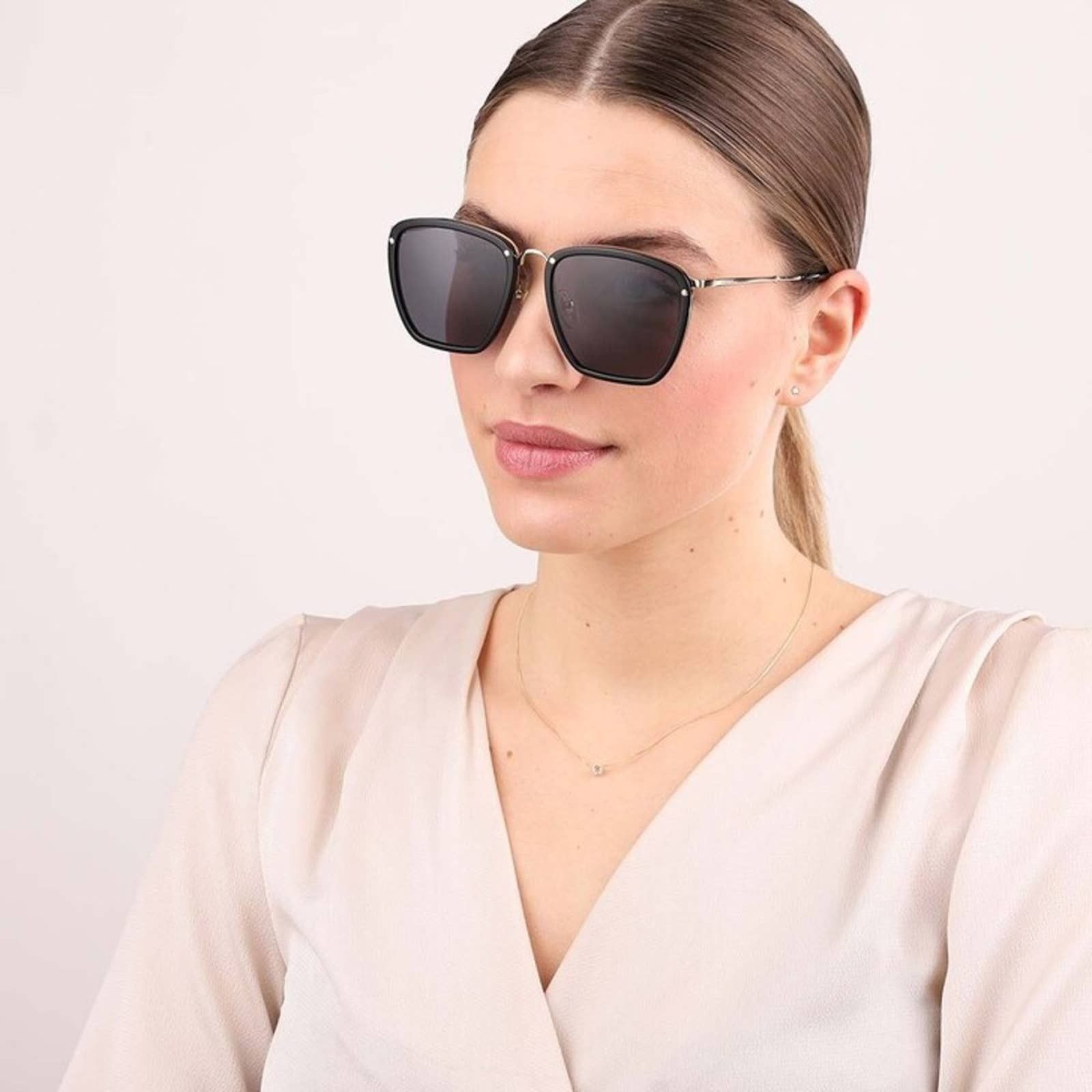 BRAND NEW GUCCI GG0673S 001 Black Gold Grey Sunglasses