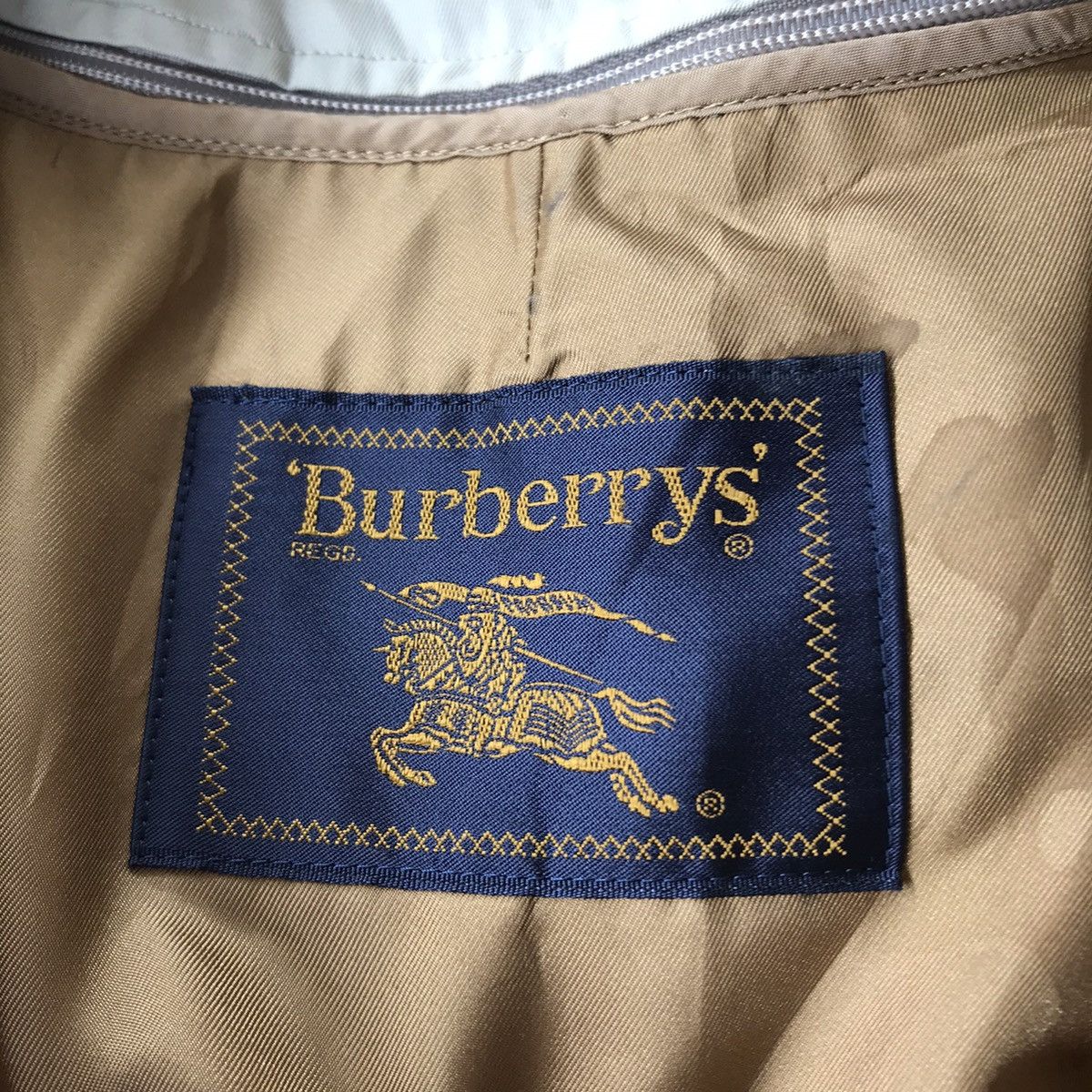 Burberry ‼️🔥BURBERRY LONG JACKET 🔥‼️ Size US M / EU 48-50 / 2 - 10 Thumbnail