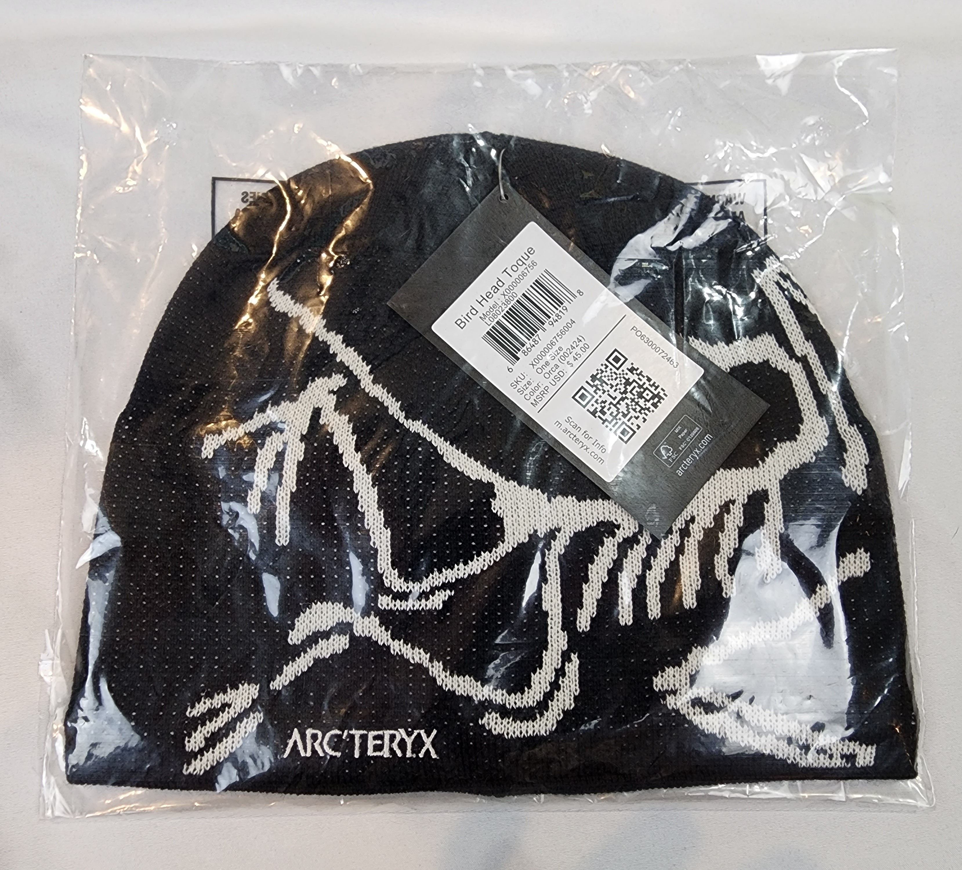 Arc'teryx hotsell Bird Head Toque Beanie Orca Brand New OS Black White SHIPS ASAP