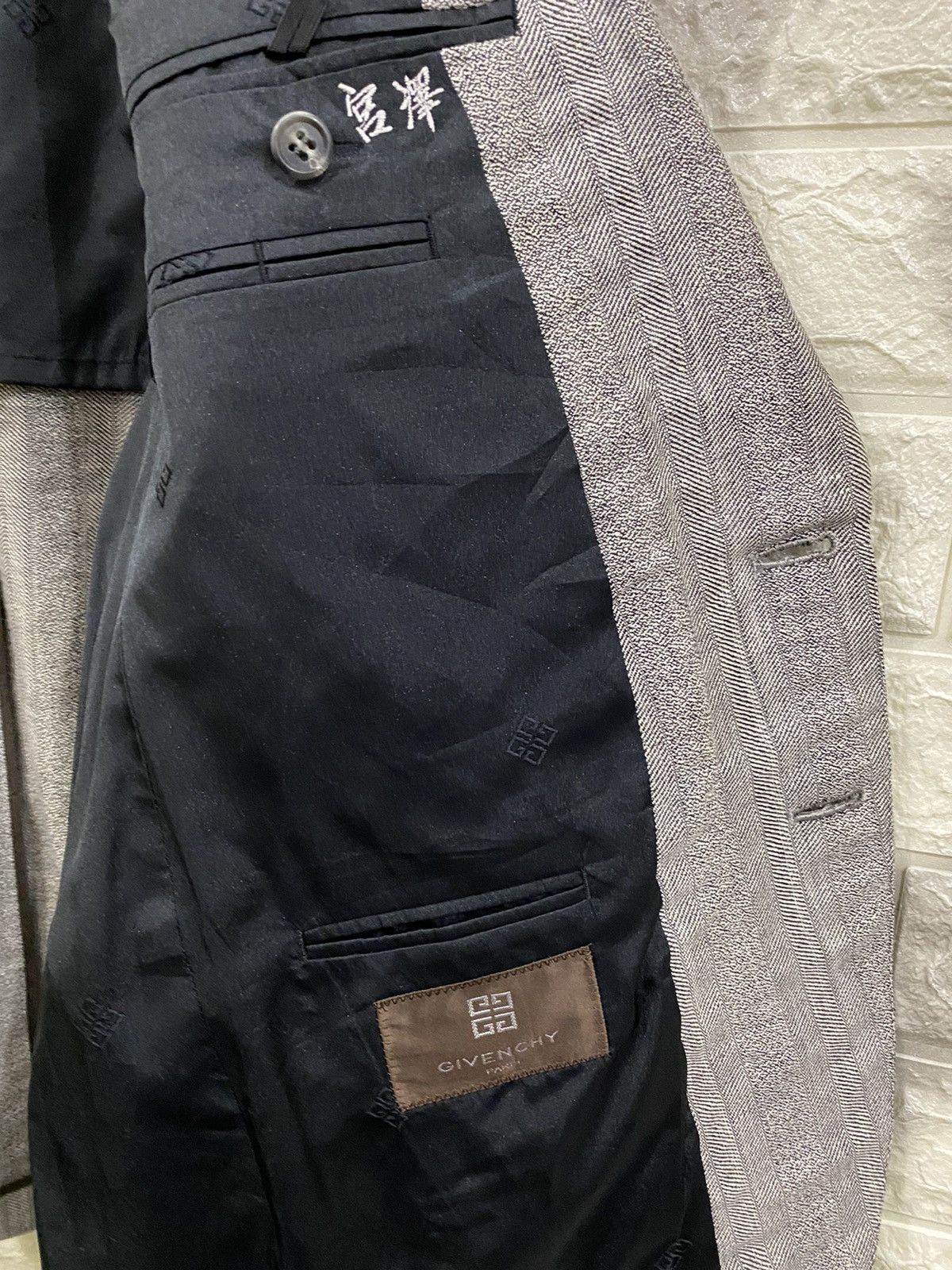 Givenchy × Vintage Vintage Givenchy Paris Jacket Size US M / EU 48-50 / 2 - 6 Thumbnail