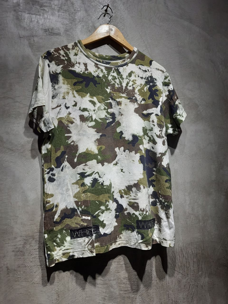 Off-White Off-White Camo Diagonal Tee Size US M / EU 48-50 / 2 - 4 Thumbnail