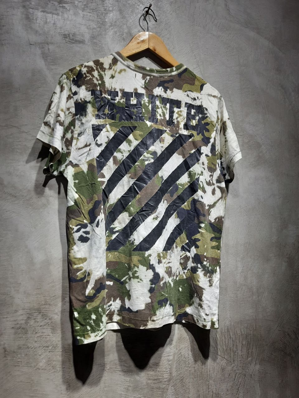 Off-White Off-White Camo Diagonal Tee Size US M / EU 48-50 / 2 - 3 Thumbnail