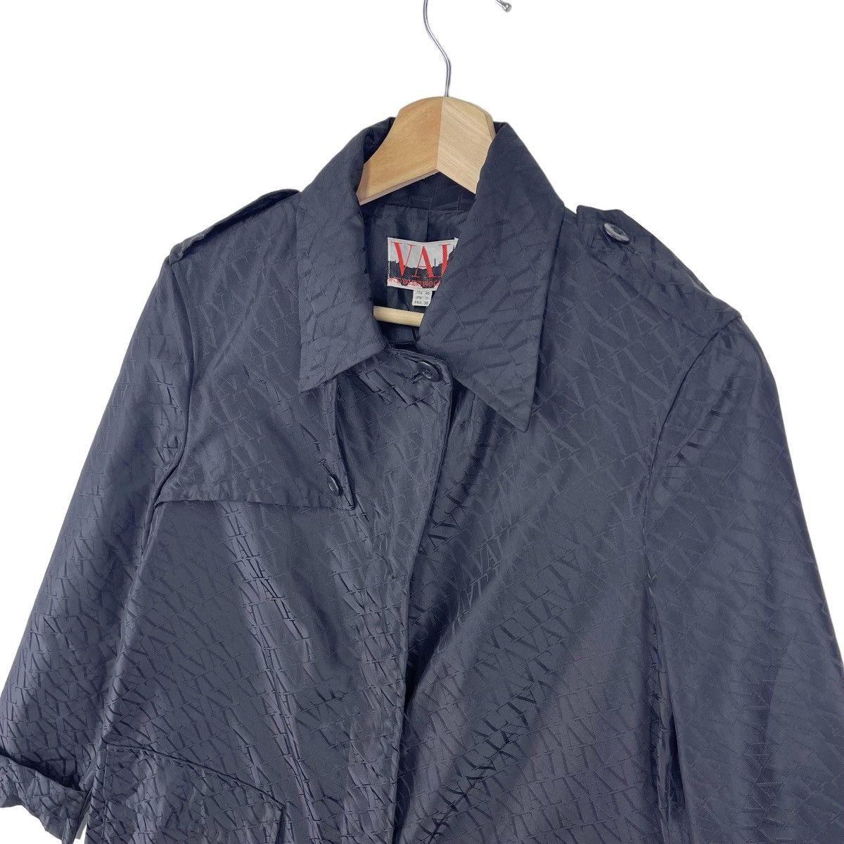 Valentino Valentino Garavani Black Monogram Trench Coat Size US M / EU 48-50 / 2 - 4 Thumbnail