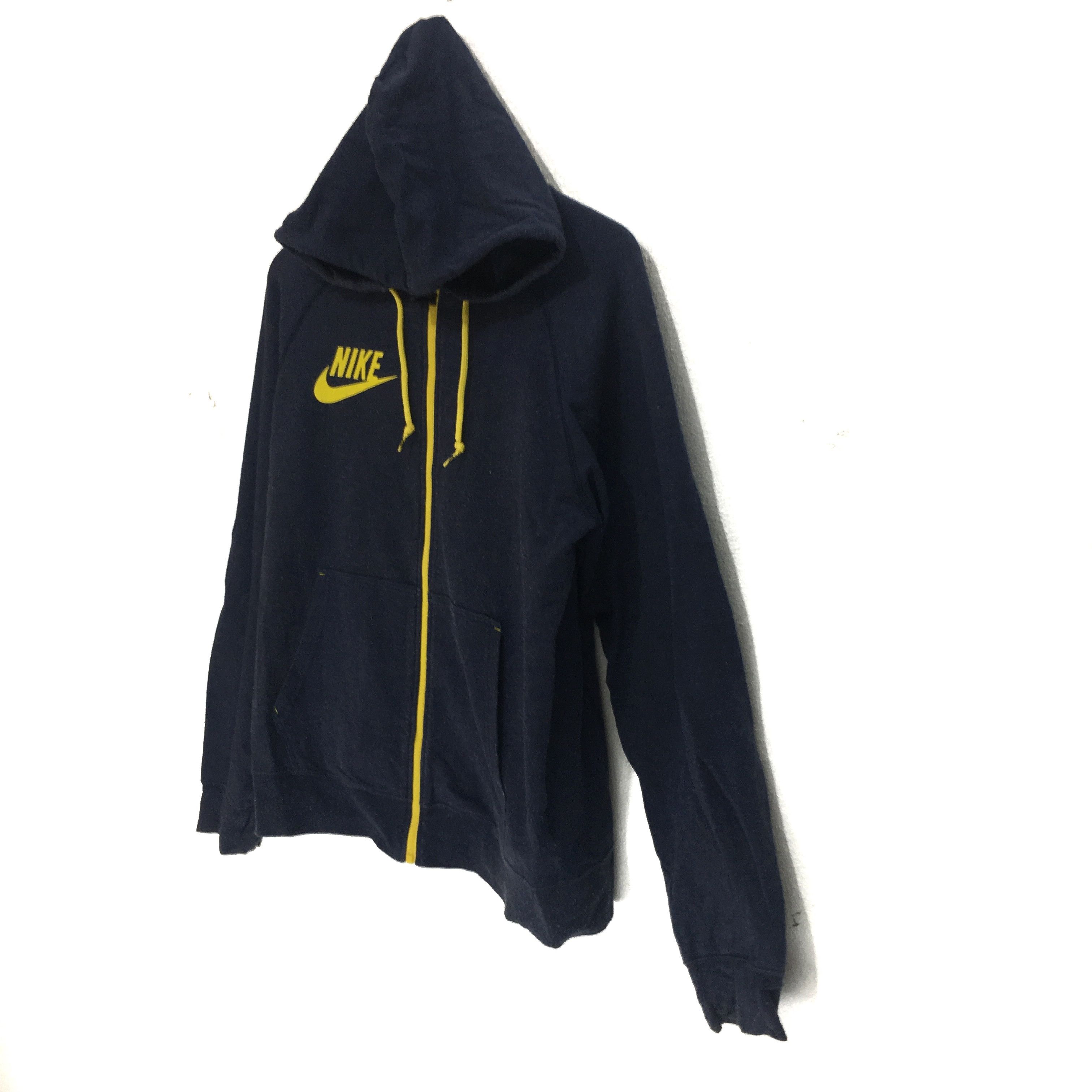 Nike Vtg NIKE Swoosh Logo Zip Hoodie Sportwear Sweater Size M / US 6-8 / IT 42-44 - 6 Thumbnail