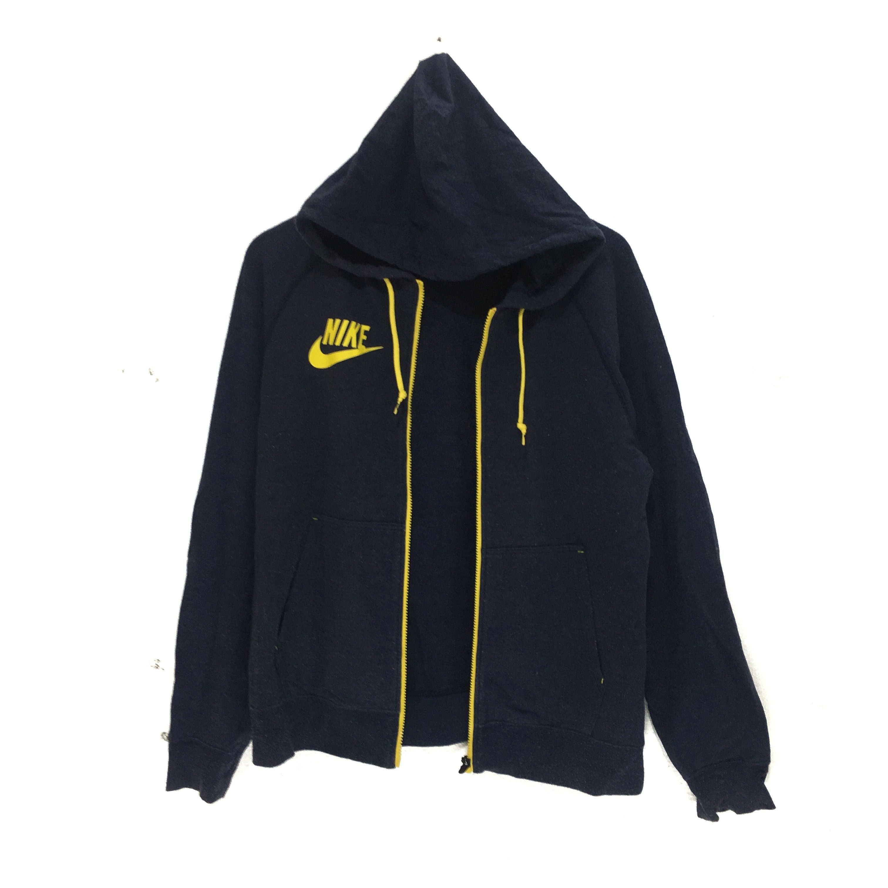 Nike Vtg NIKE Swoosh Logo Zip Hoodie Sportwear Sweater Size M / US 6-8 / IT 42-44 - 4 Thumbnail