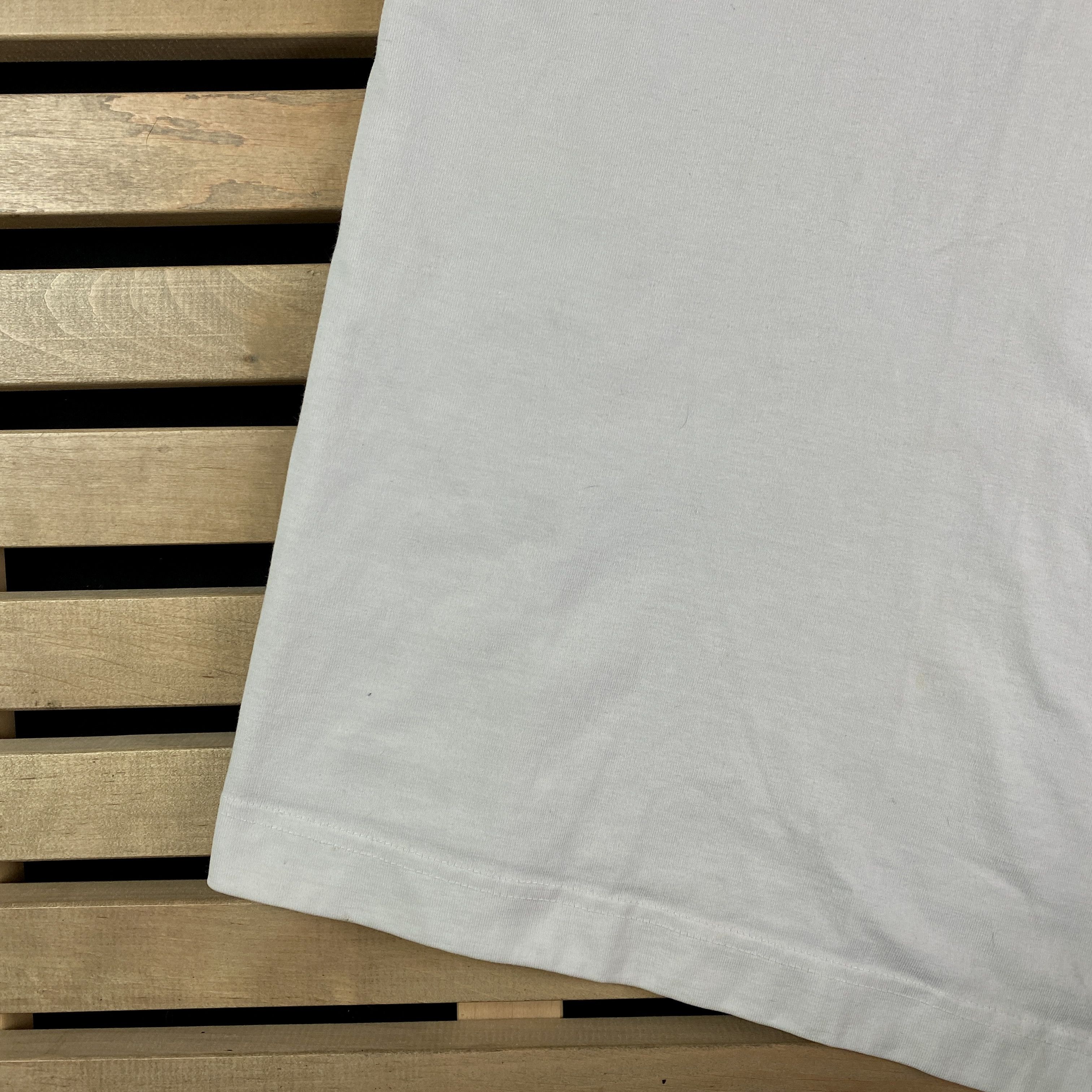 Nike × Vintage Mens T-Shirt Nike Big Logo Vintage Size XL Size US XL / EU 56 / 4 - 3 Thumbnail