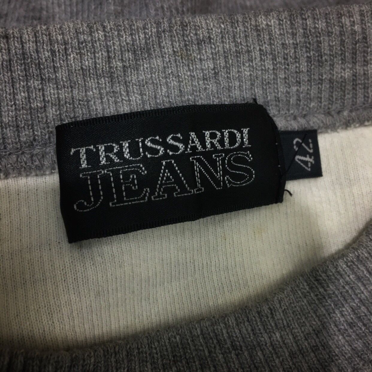 Trussardi Vintage TRUSSARDI Italy Sweatshirt Gray Crew Sweater Jumper Size US L / EU 52-54 / 3 - 8 Thumbnail
