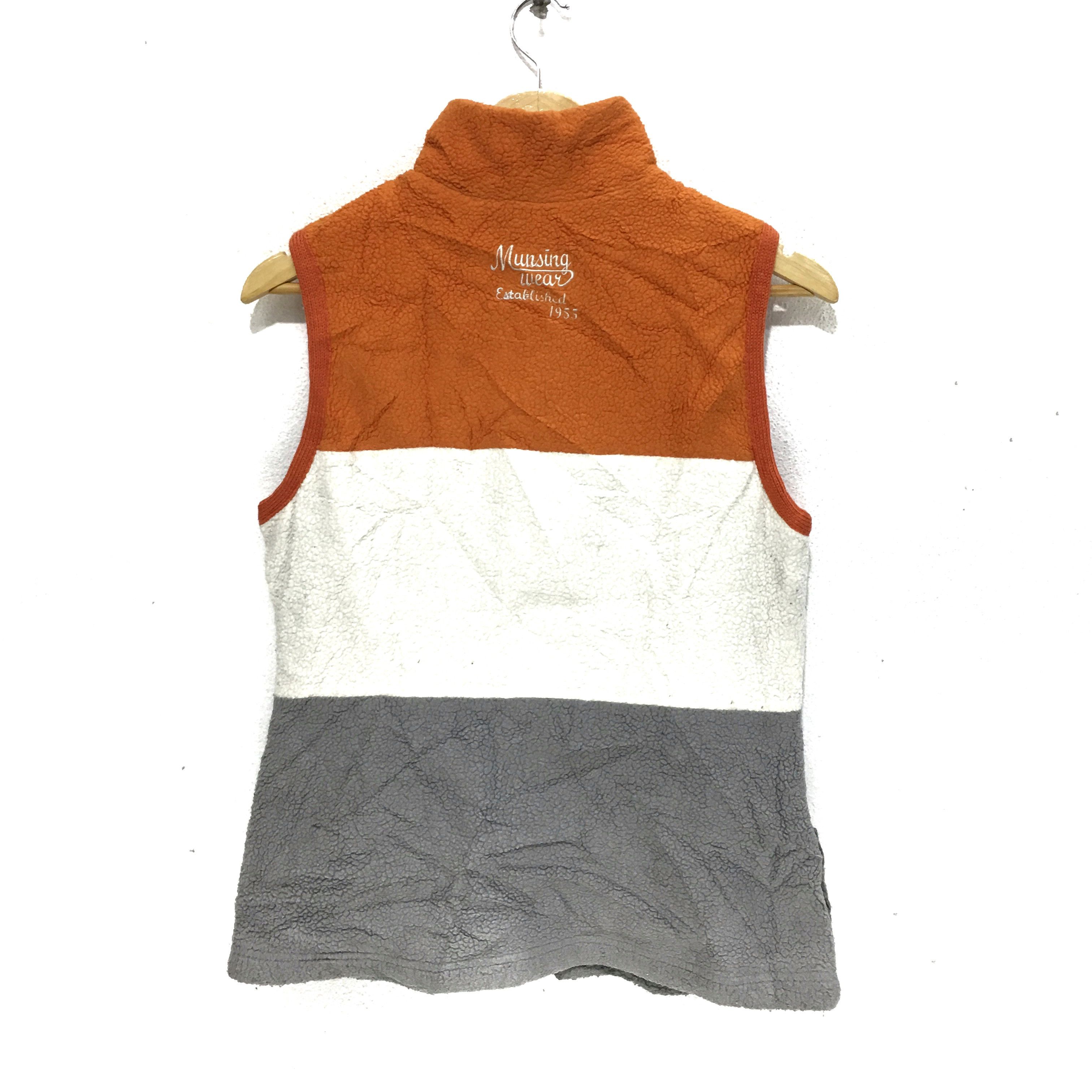 Vtg MUNSINGWEAR Grand Slam Fishing Vest Hunting Sweater