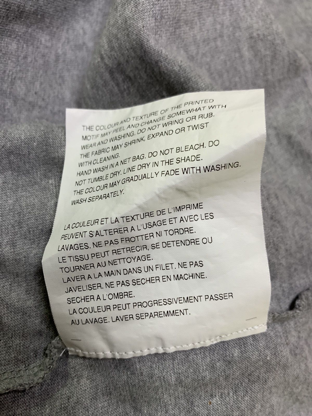 Comme des Garcons Comme DES garçons Play tee grey Size US M / EU 48-50 / 2 - 13 Thumbnail