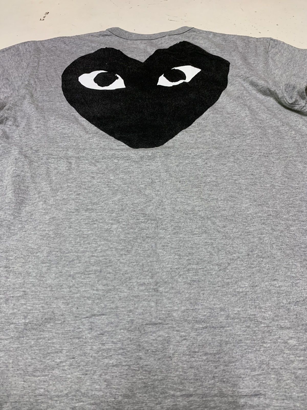 Comme des Garcons Comme DES garçons Play tee grey Size US M / EU 48-50 / 2 - 9 Thumbnail