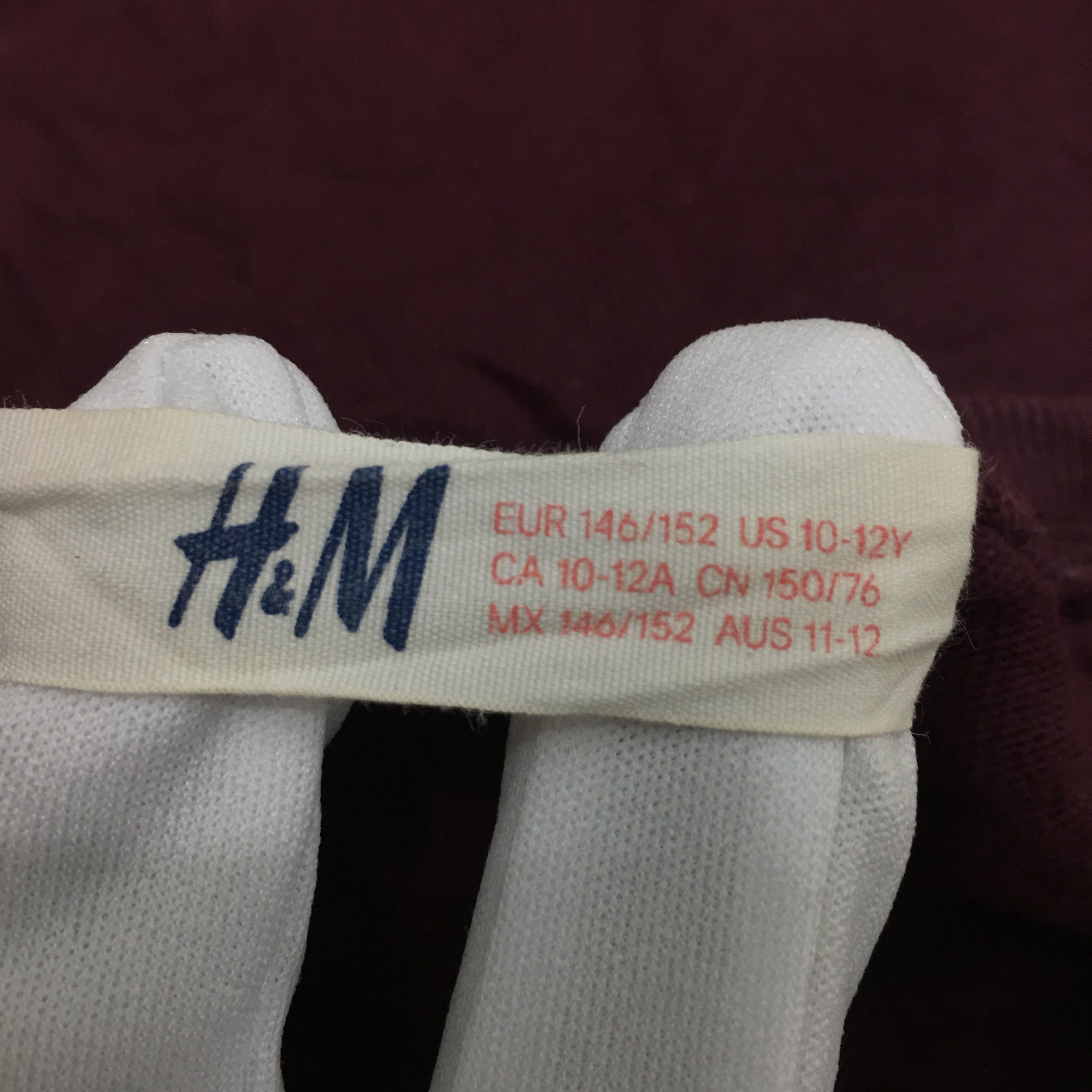 H&M H&M X-MAS SELFIE Sweatshirt Crewneck Sweater Size S / US 4 / IT 40 - 8 Thumbnail