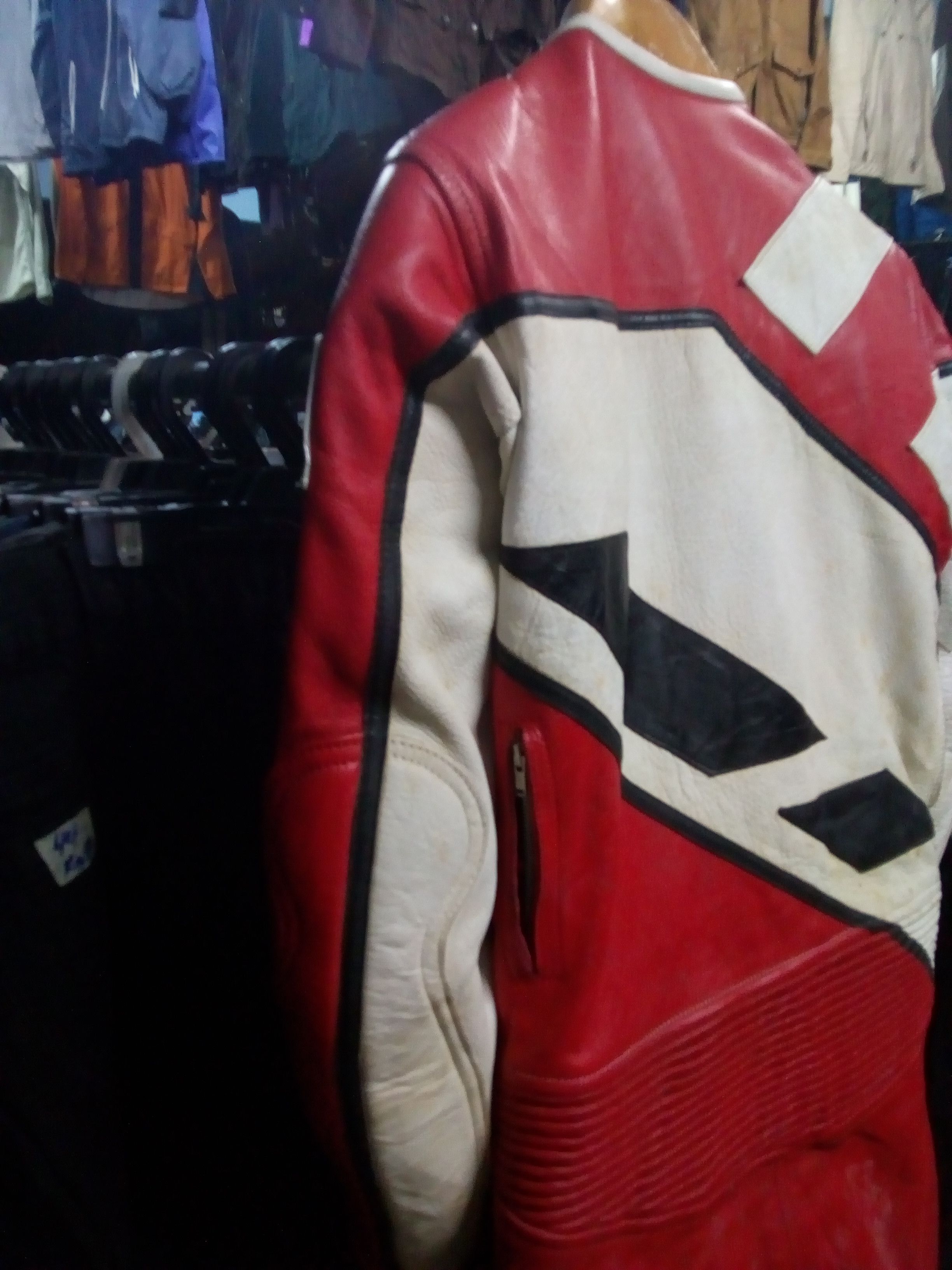 Branded Leather Super dolphin racing suite Size US 30 / EU 46 - 11 Thumbnail