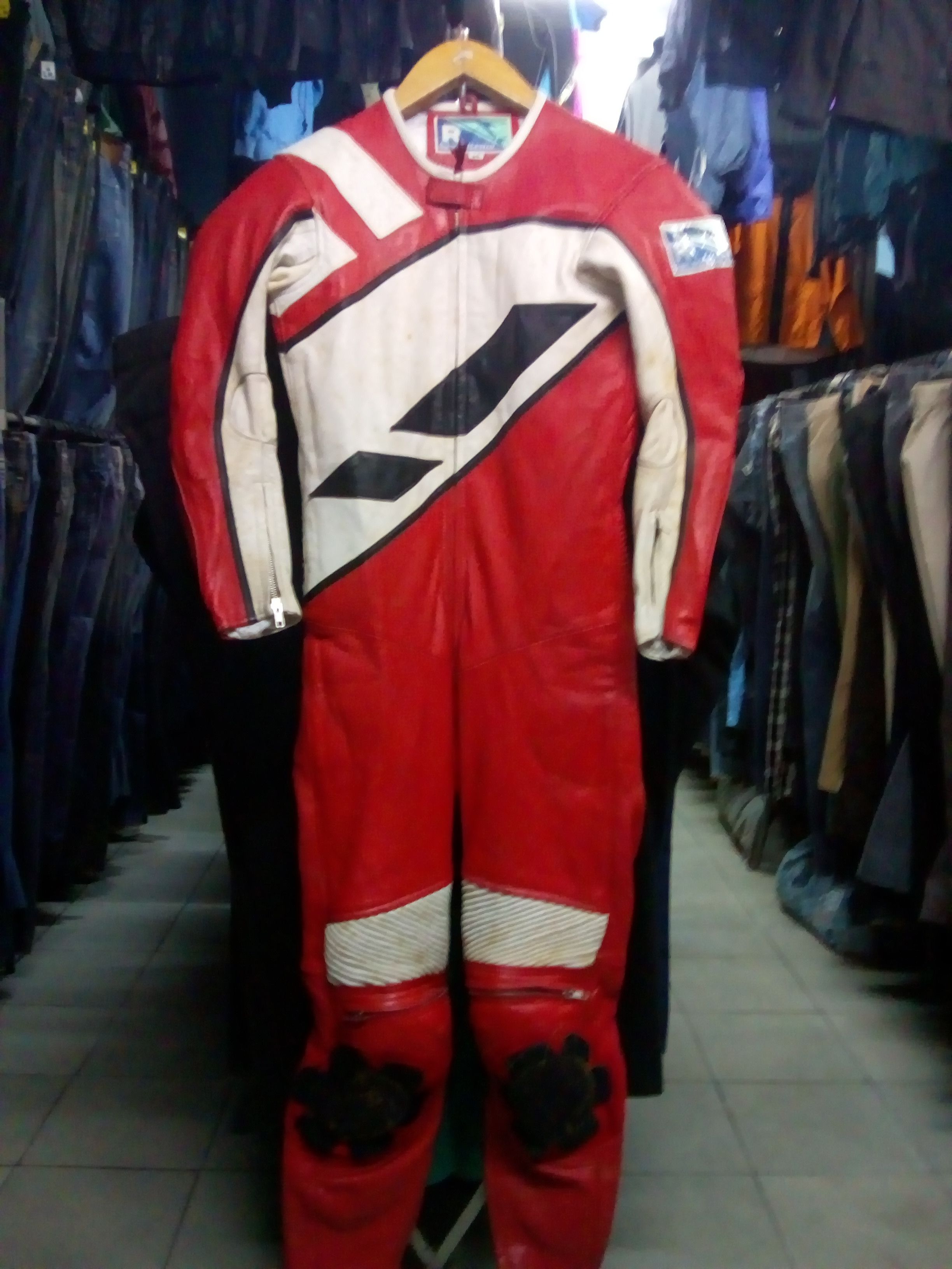 Branded Leather Super dolphin racing suite Size US 30 / EU 46 - 1 Thumbnail