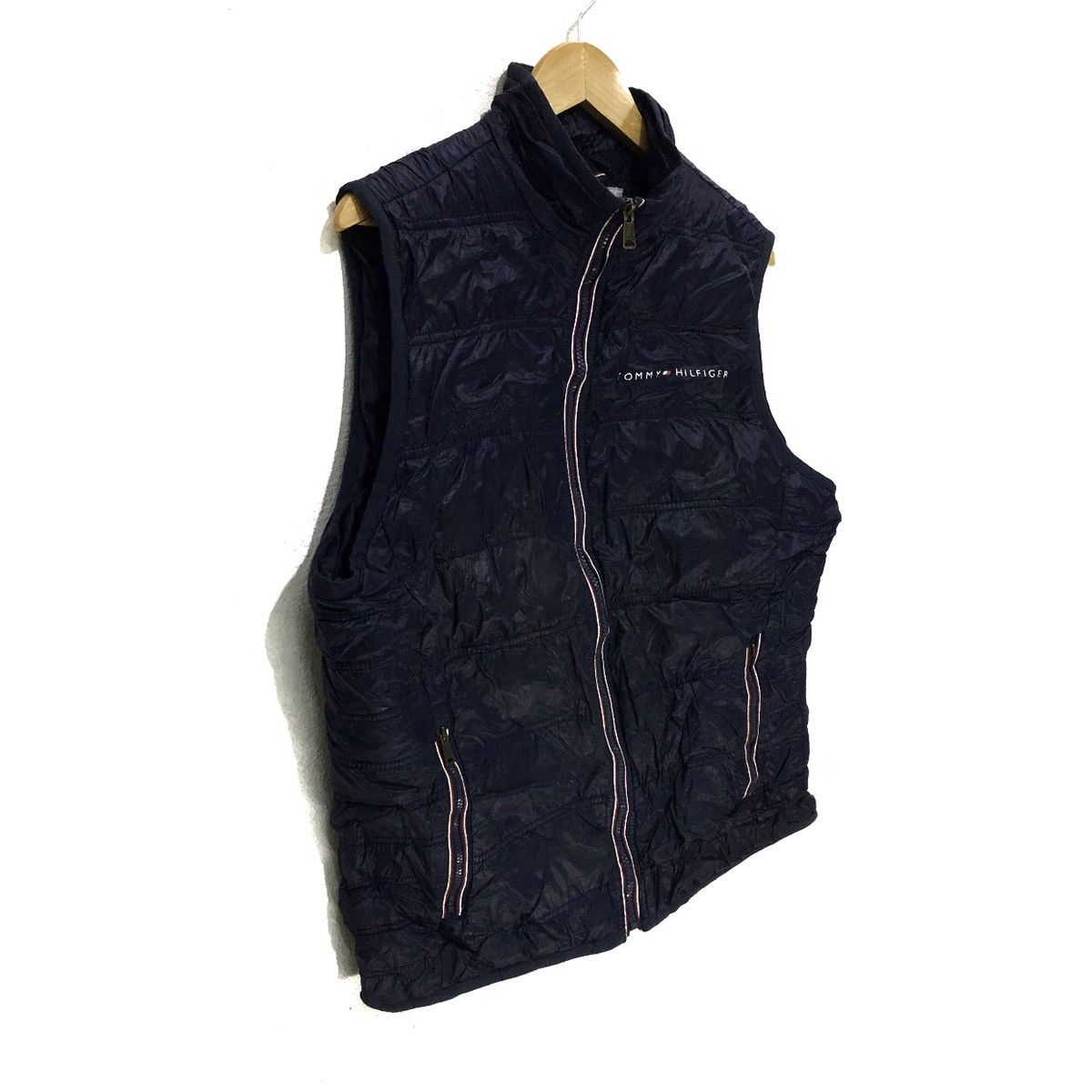 Tommy Hilfiger Vintage TOMMY HILFIGER Vest Jacket Sweater Sailing Gear Ski Size L / US 10 / IT 46 - 6 Thumbnail