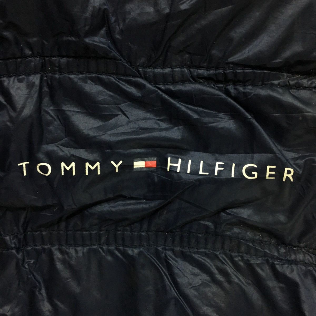 Tommy Hilfiger Vintage TOMMY HILFIGER Vest Jacket Sweater Sailing Gear Ski Size L / US 10 / IT 46 - 3 Thumbnail