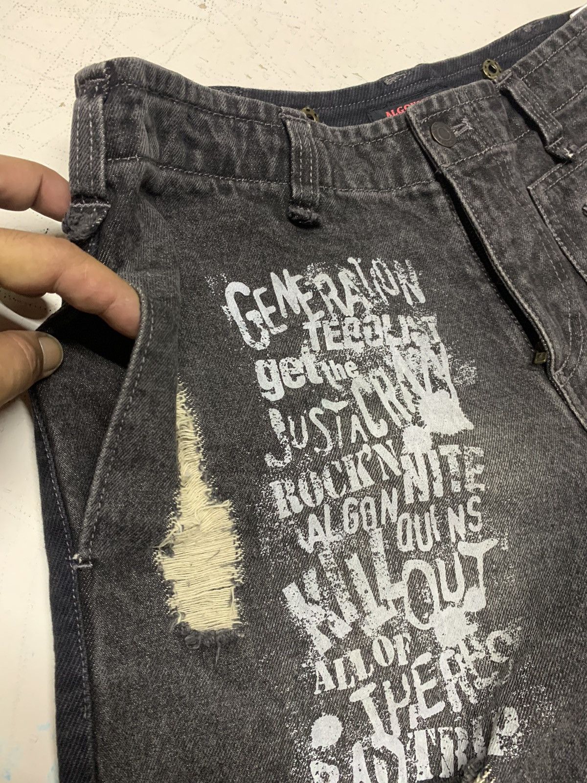 Other Black and white Size US 32 / EU 48 - 15 Thumbnail