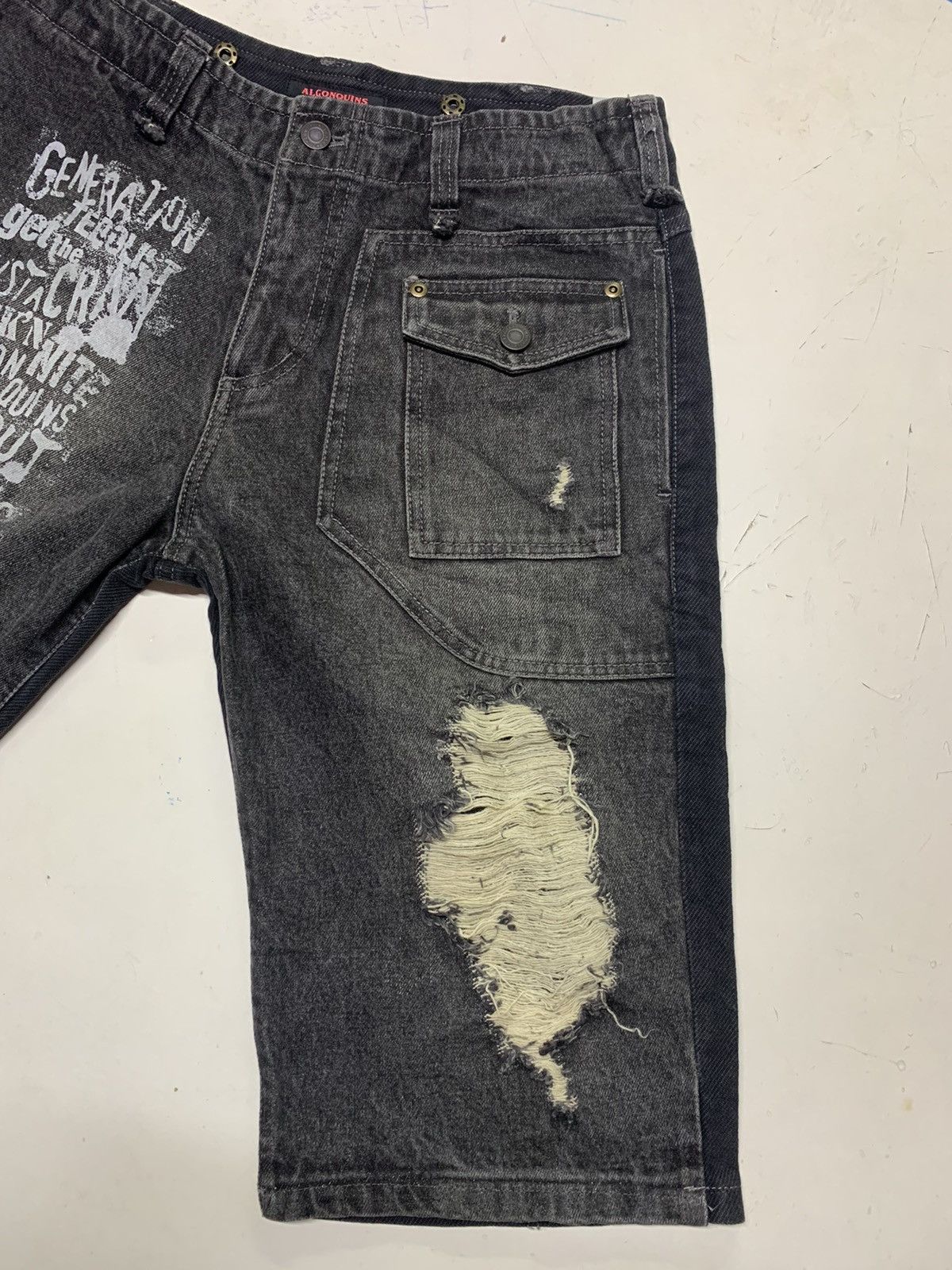 Other Black and white Size US 32 / EU 48 - 5 Thumbnail