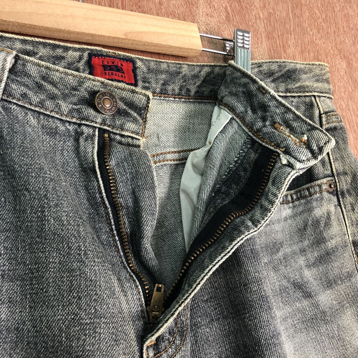 Edwin DLL 503 Edwin Vintage Black distressed Denim PAnts #c278 Size US 33 - 7 Thumbnail
