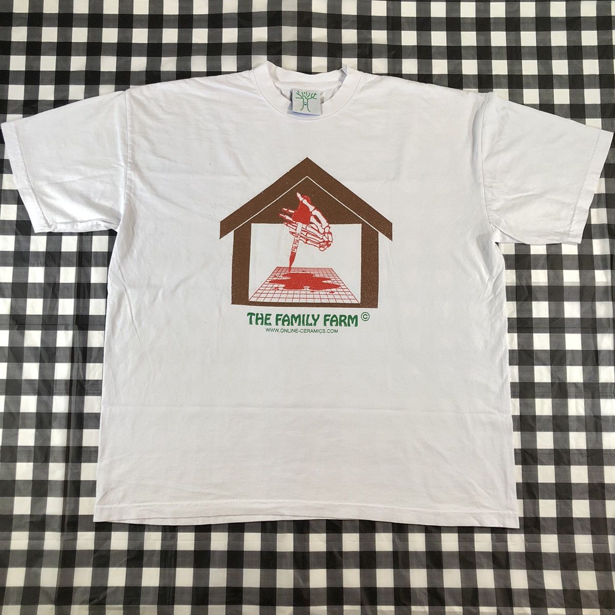 image of Online Ceramics The Family Farm White T Shirt 2Xl, Men's