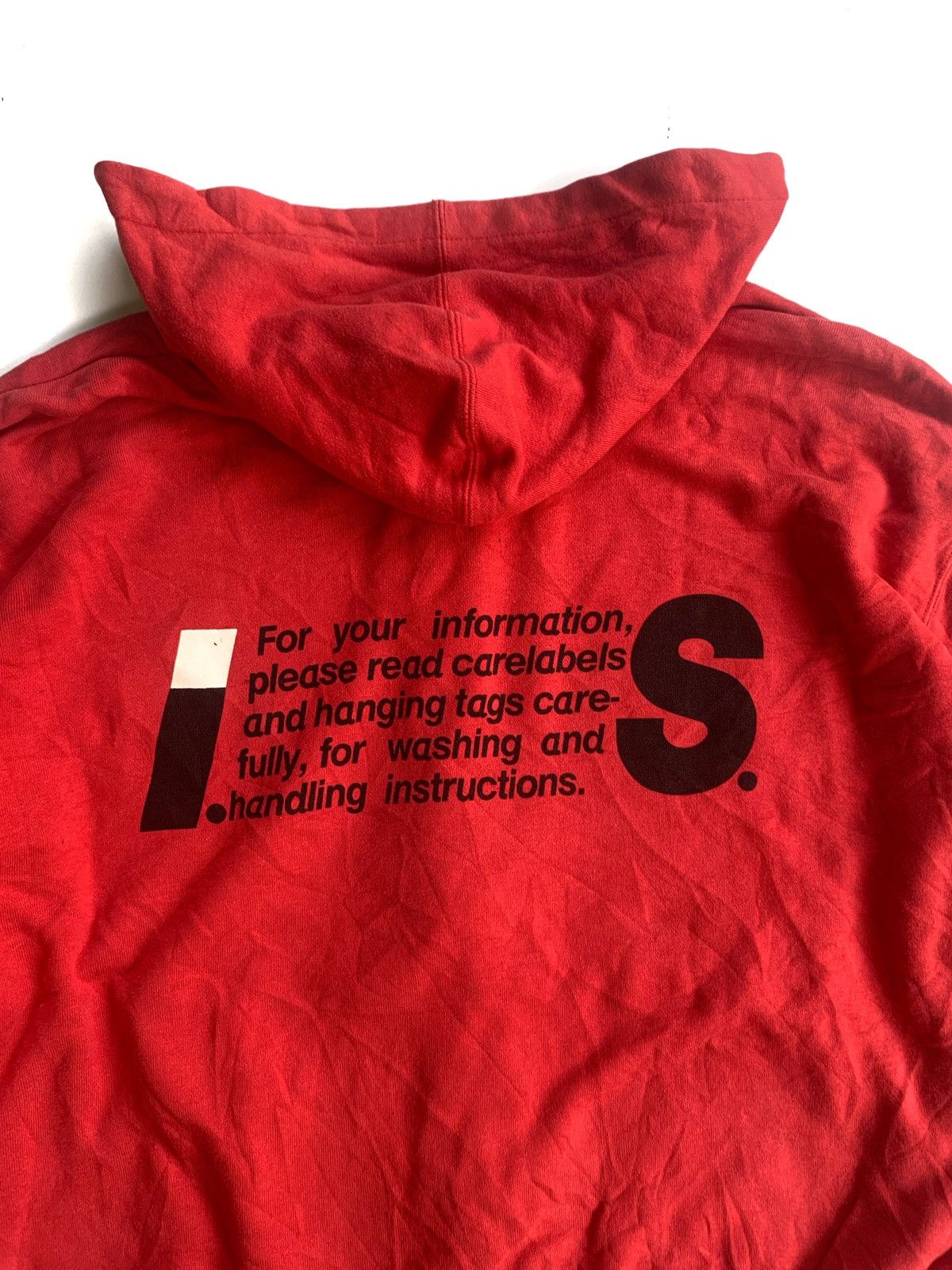 Issey Miyake Issey Miyake IS Care Label Logo Hoodie Red Sz S/M Size US S / EU 44-46 / 1 - 2 Thumbnail