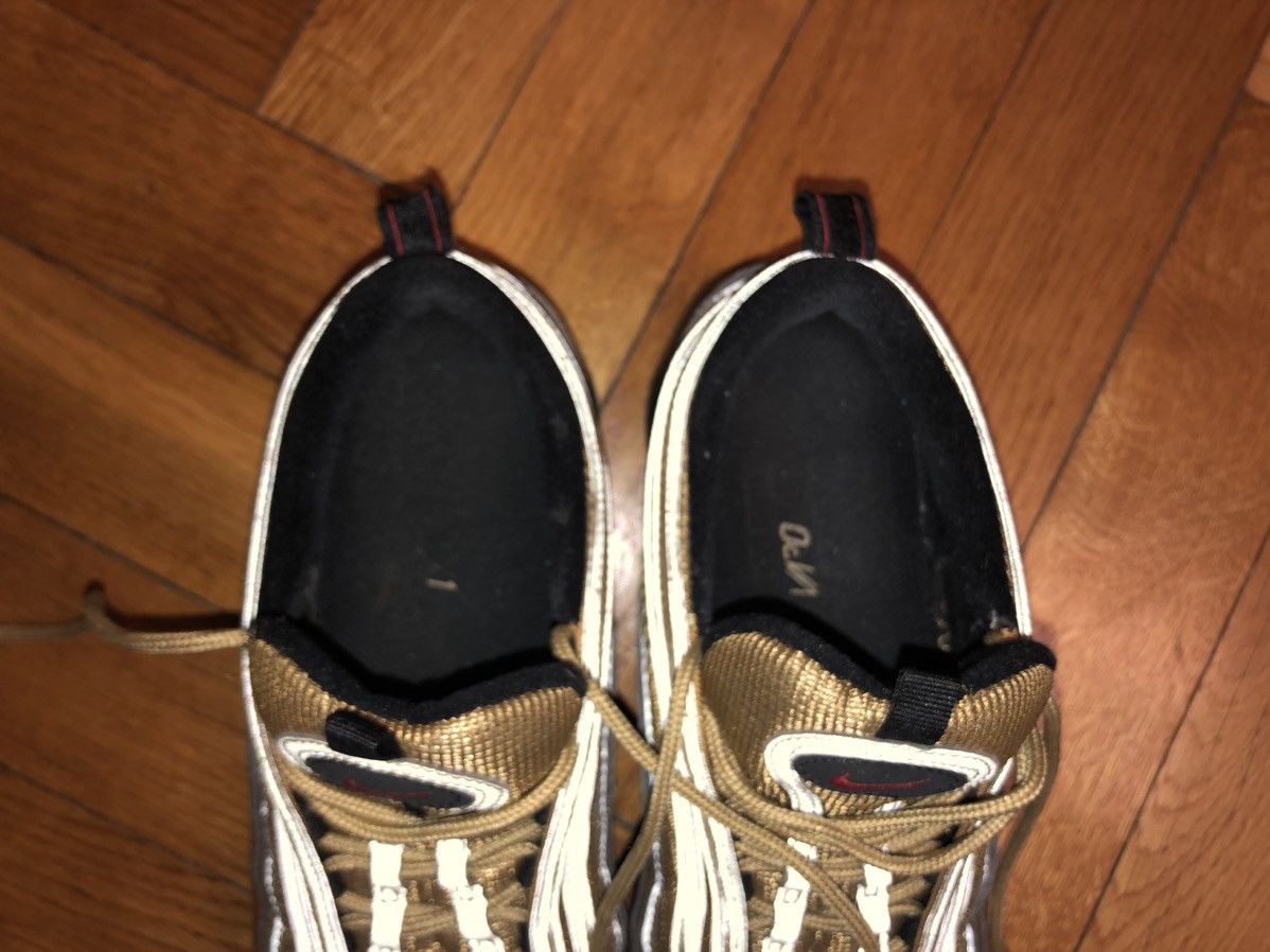 Nike Nike Air VaporMax 97 Metallic Gold Size US 8.5 / EU 41-42 - 12 Thumbnail
