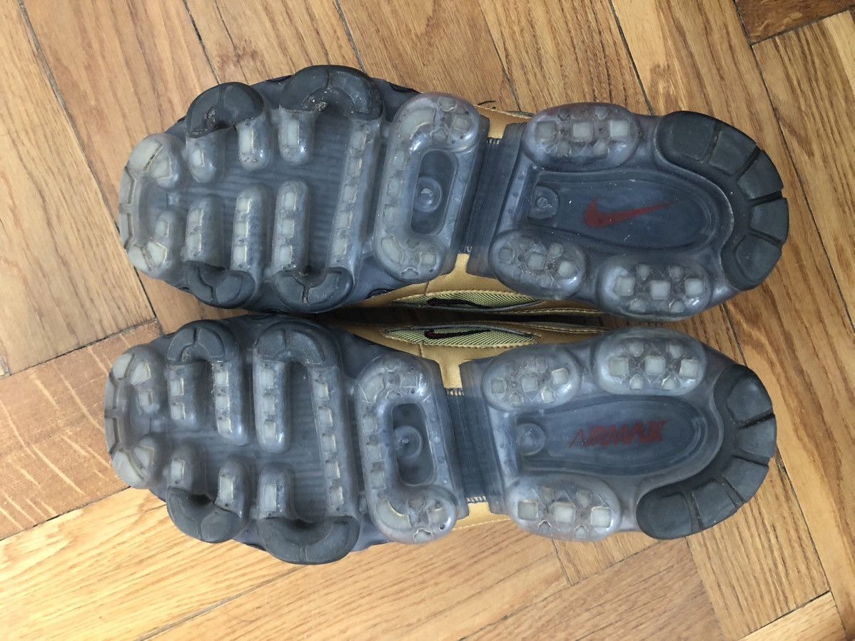 Nike Nike Air VaporMax 97 Metallic Gold Size US 8.5 / EU 41-42 - 6 Thumbnail