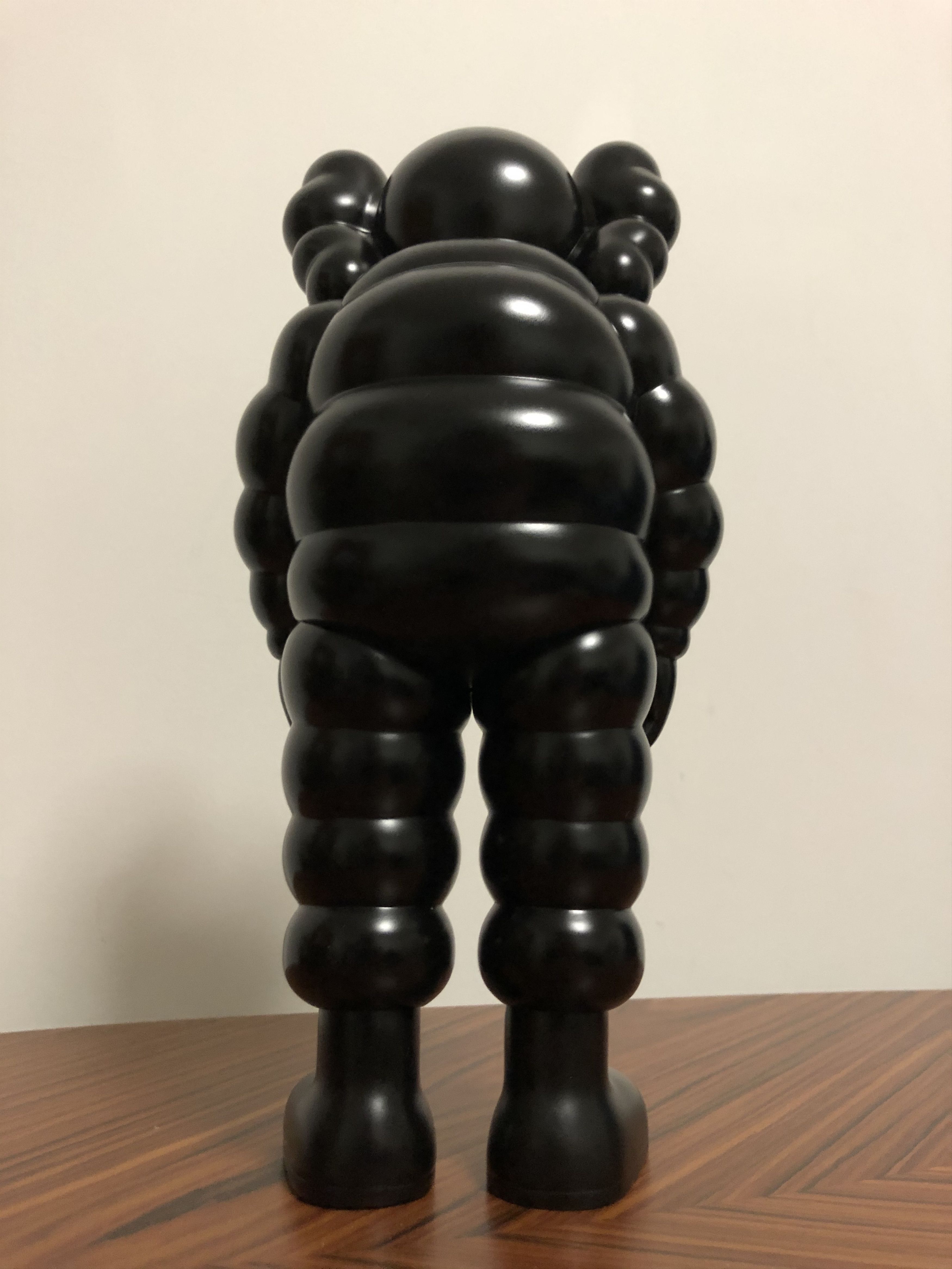 Kaws × Medicom Toy KAWS What Party Figure Black Chum Size ONE SIZE - 8 Thumbnail