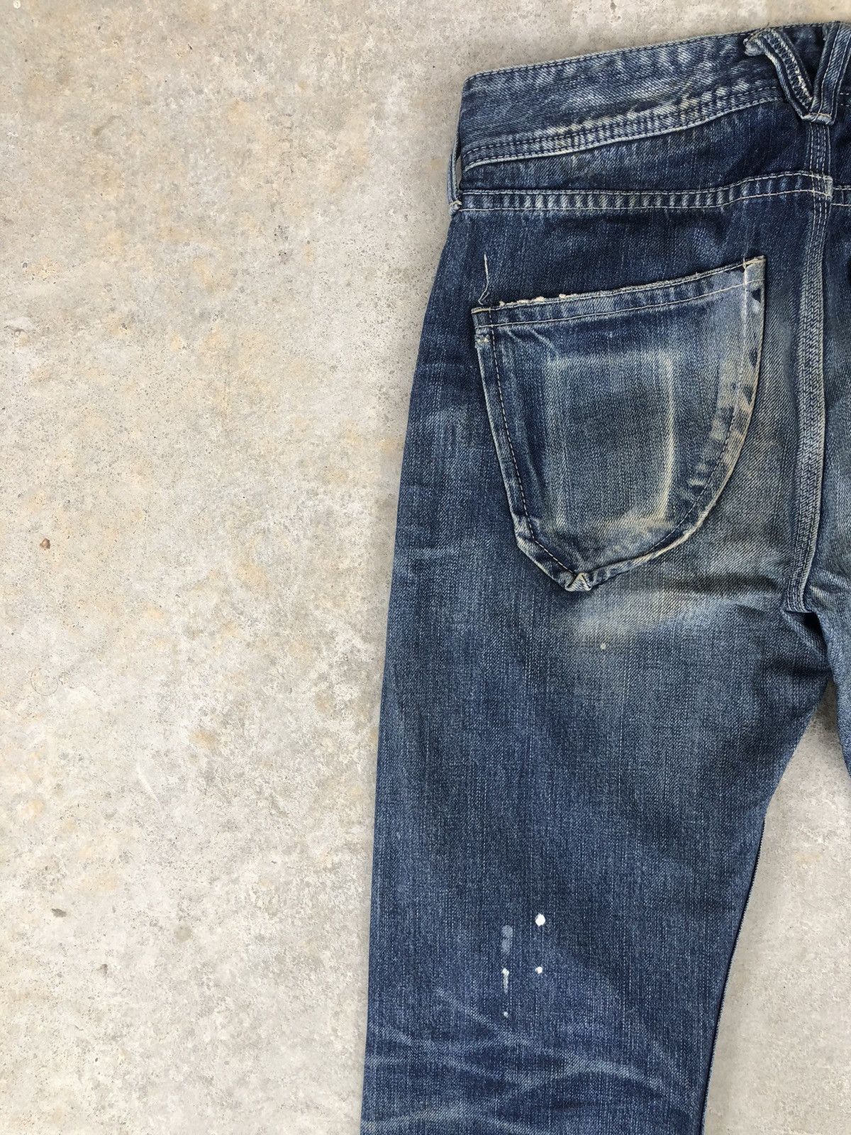 Vanquish Japanese Vanquish Distressed Jeans Painted Size US 31 - 12 Thumbnail