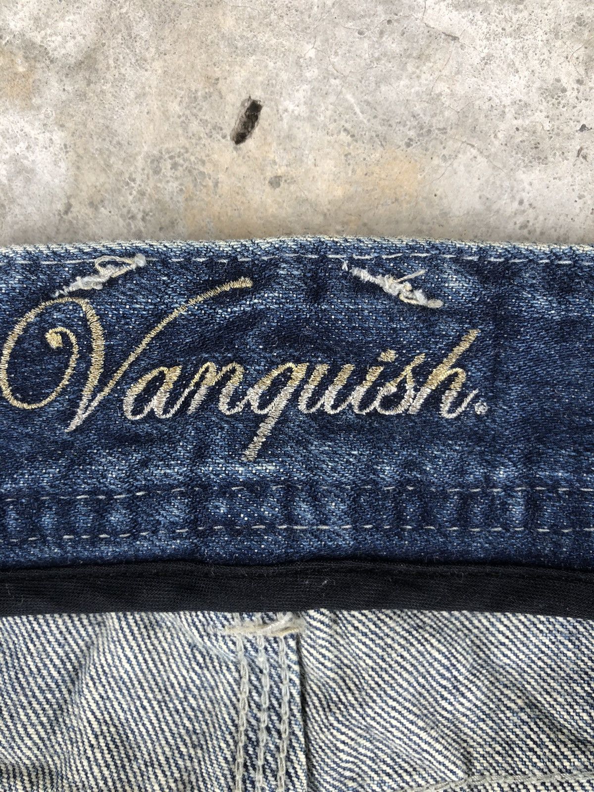 Vanquish Japanese Vanquish Distressed Jeans Painted Size US 31 - 18 Thumbnail